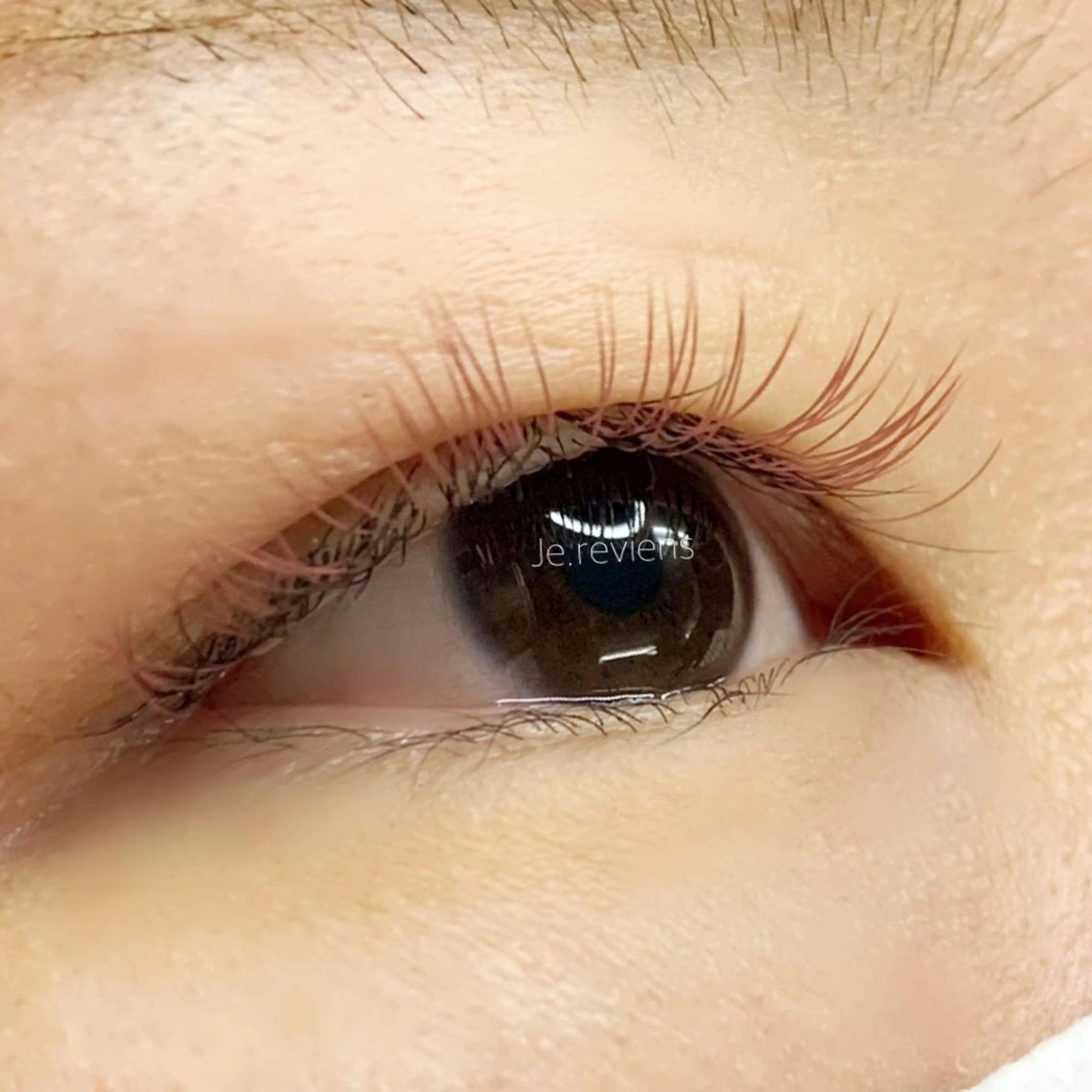 マツエク・マツパ カラーマツエク ジュルビアン美容室所属・ジュルビアン 美容室のエステ・リラクイメージ