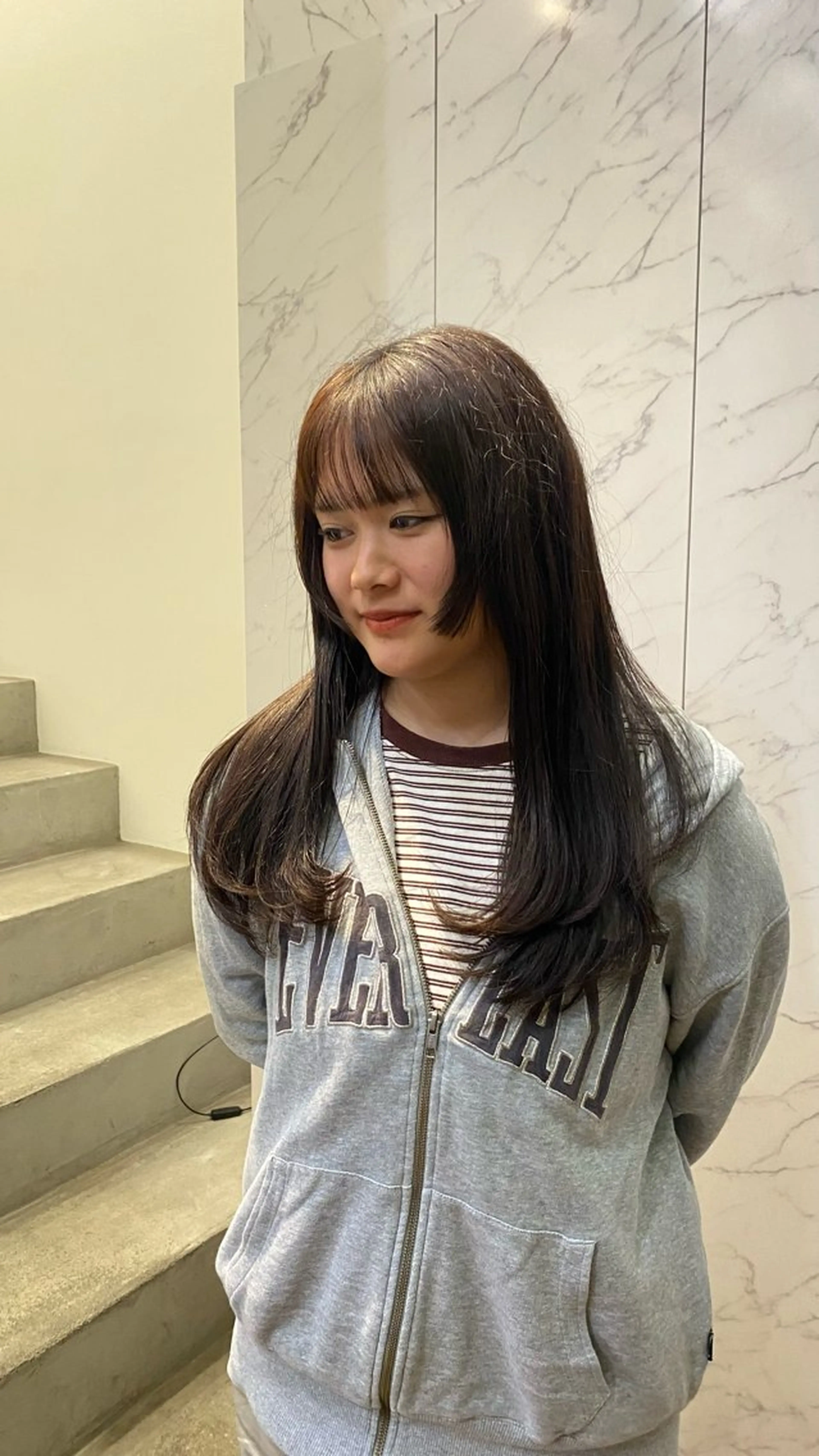 ロング マツザキ マナトのヘアスタイル