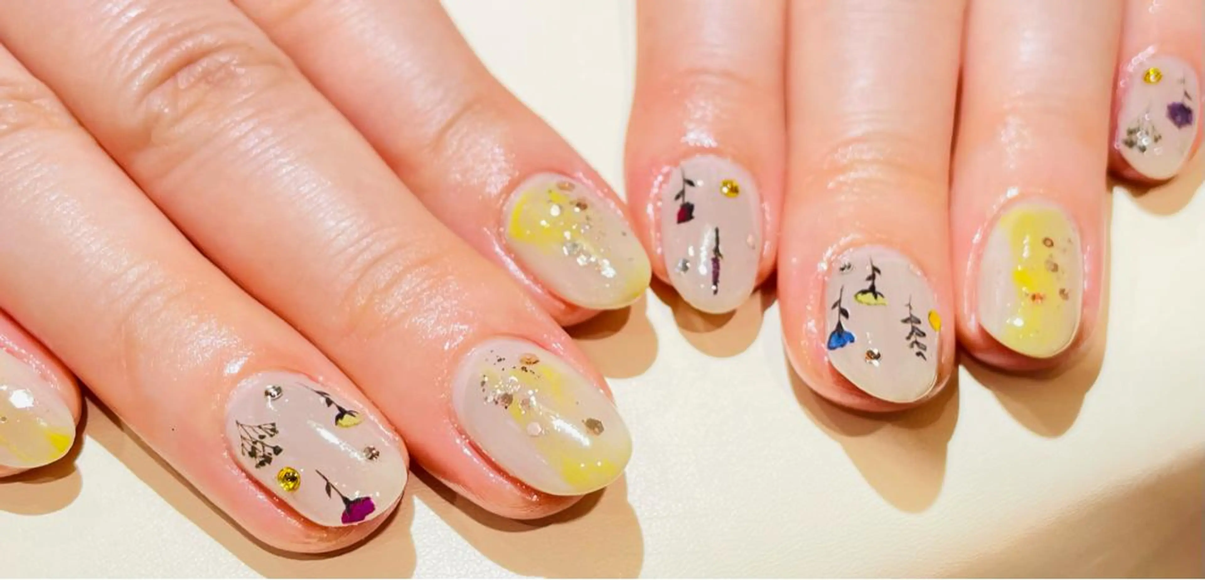 ネイル 前田 萌のネイルデザイン