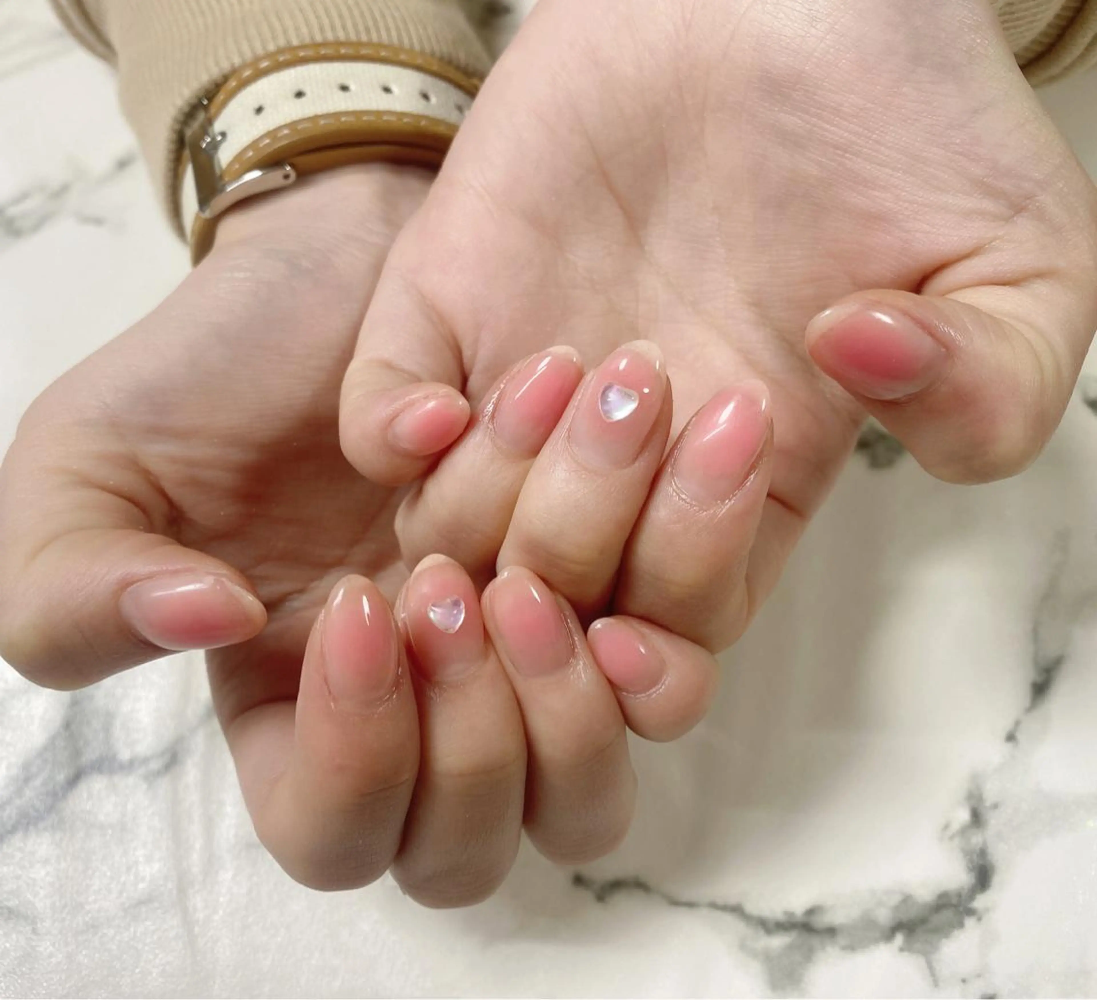 ショート カラー ネイル グラデーションカラー アートネイル グラデーション Q Free nailsのネイルデザイン