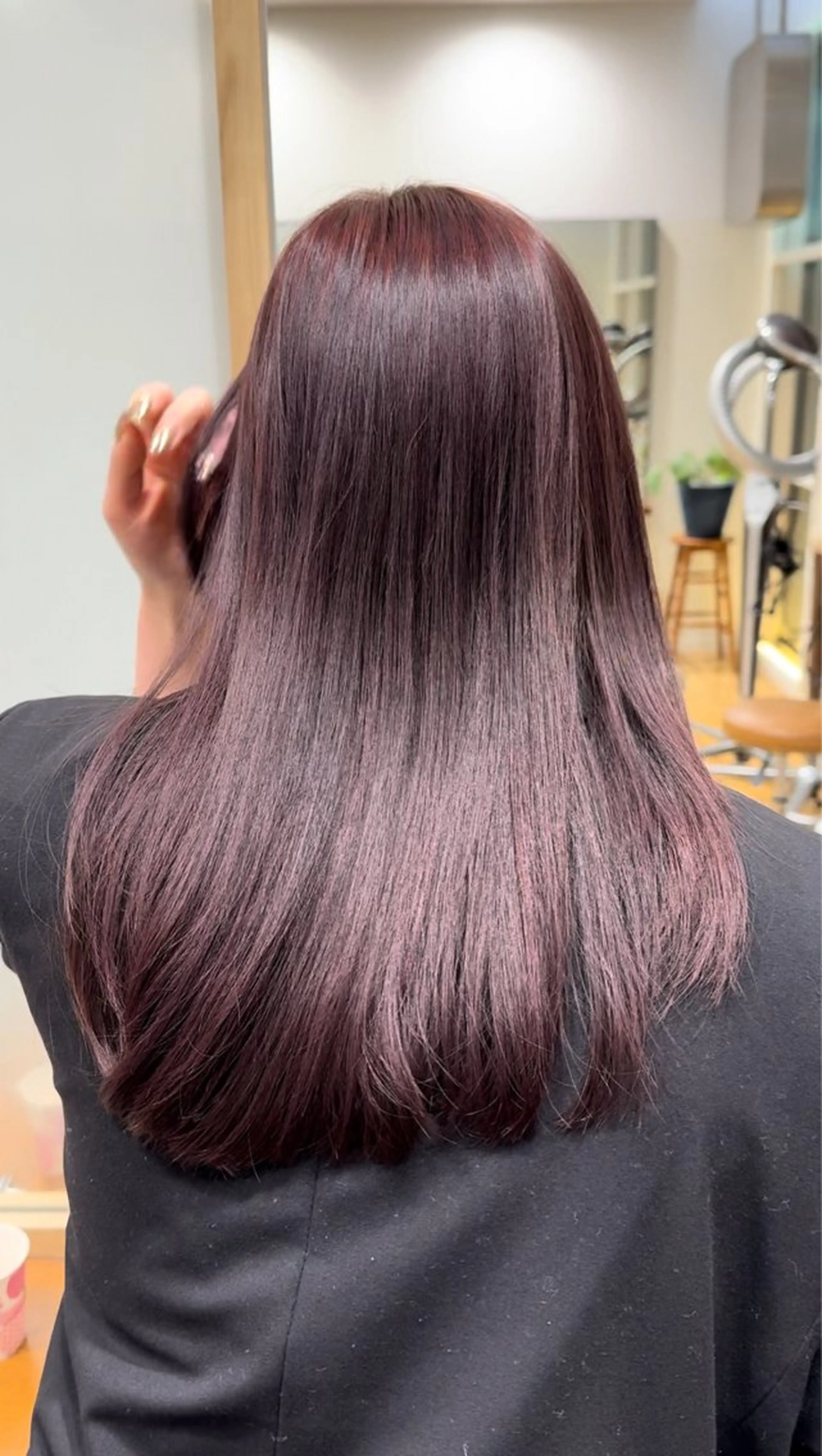 ロング カラー ヘアカラー トリートメント ⭐︎ミディアム 深井朱莉⭐︎のヘアスタイル