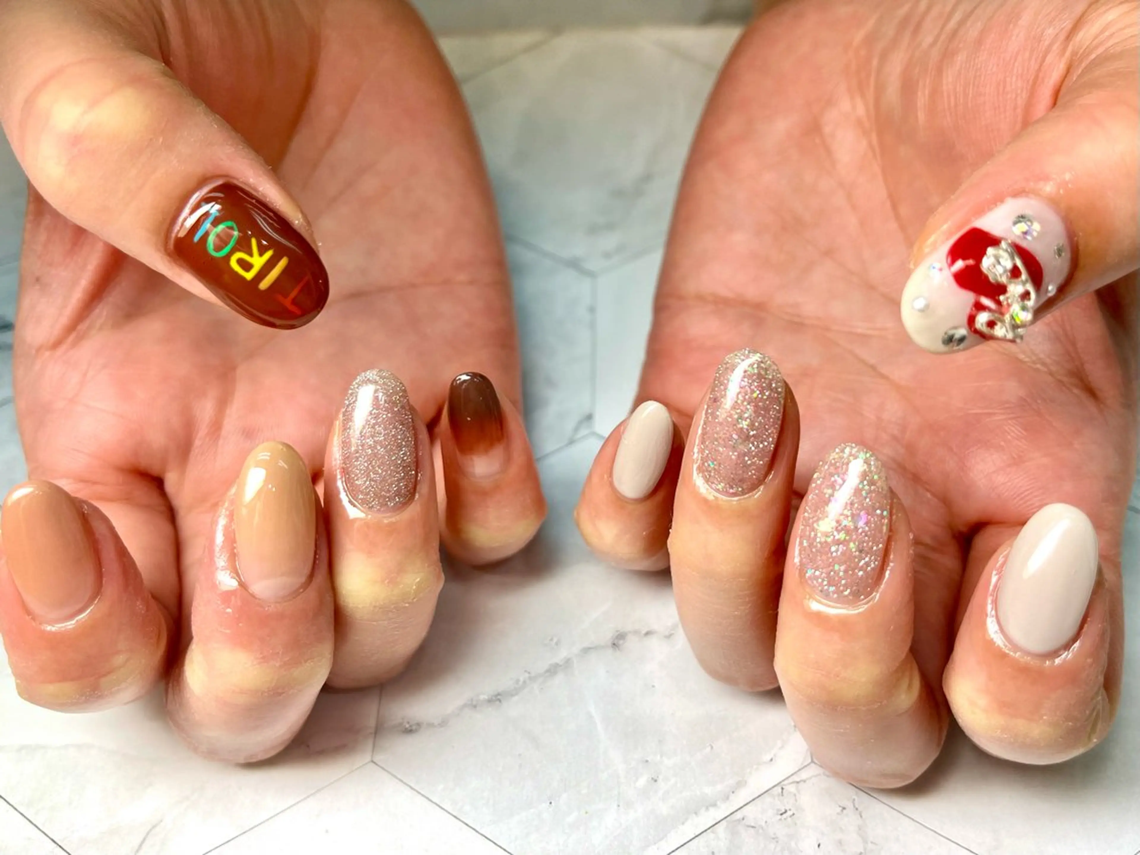 ネイル Queennail 北堀江megumiのネイルデザイン