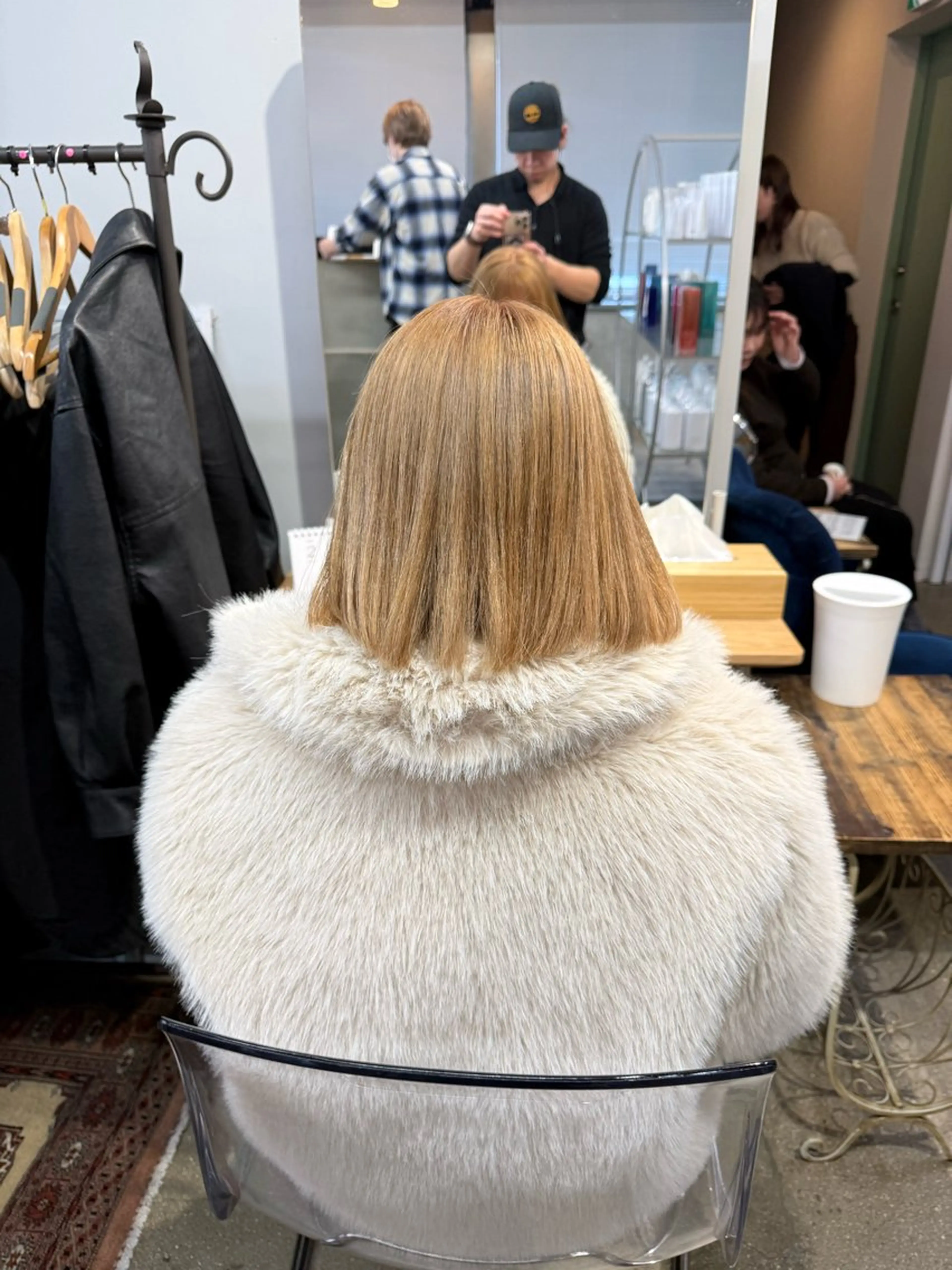 ショート カラー ベージュカラー ブリーチ ケアブリーチ ダブルカラー ハイトーンカラー 髪質改善/縮毛矯正/ 超高濃度水素ケアのヘアスタイル