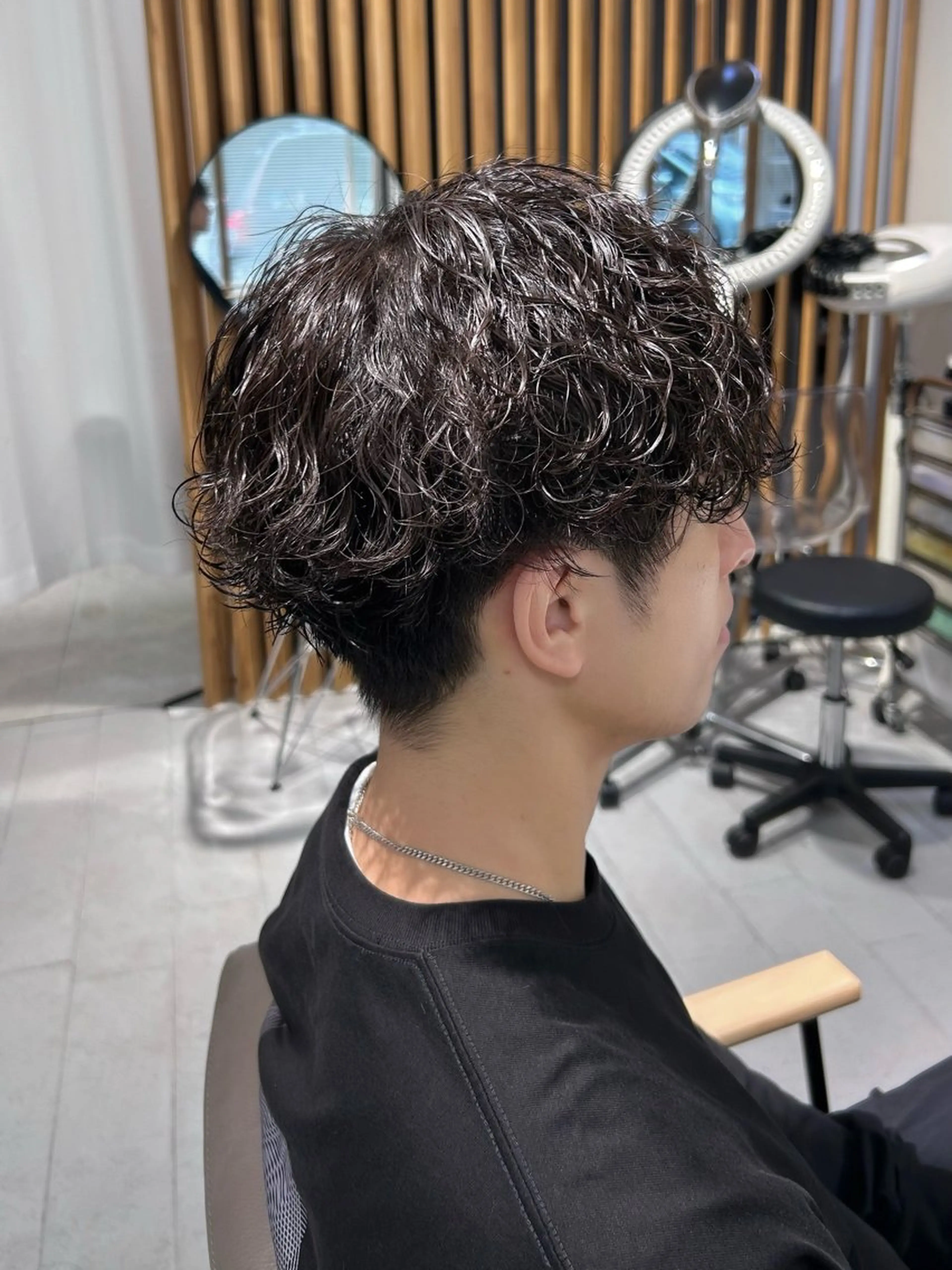 パーマ メンズ メンズパーマ カット パーマ レイヤーカット🐺 hina🩶のヘアスタイル