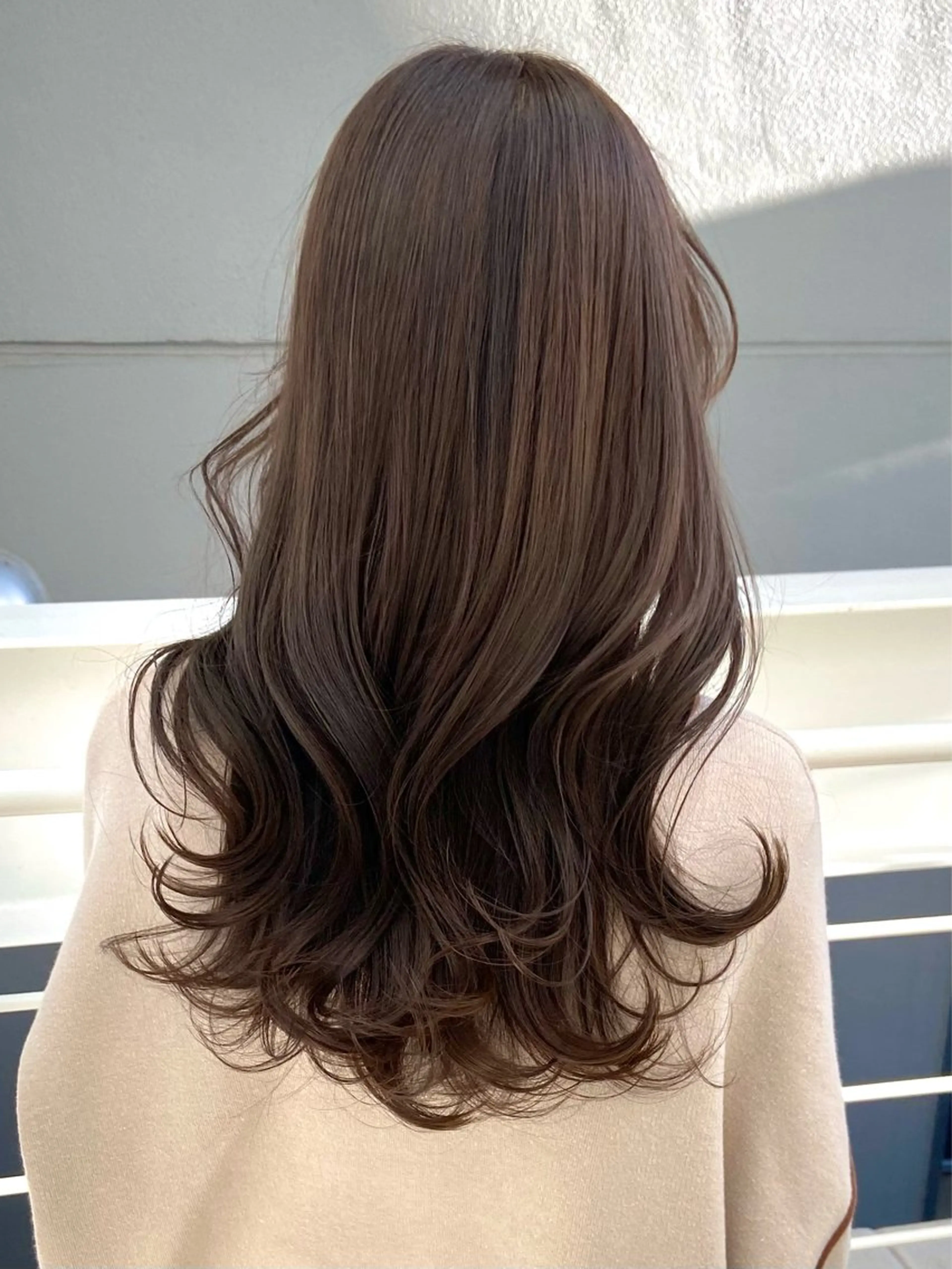 ロング カラー パーマ ERI  / newi町田のヘアスタイル