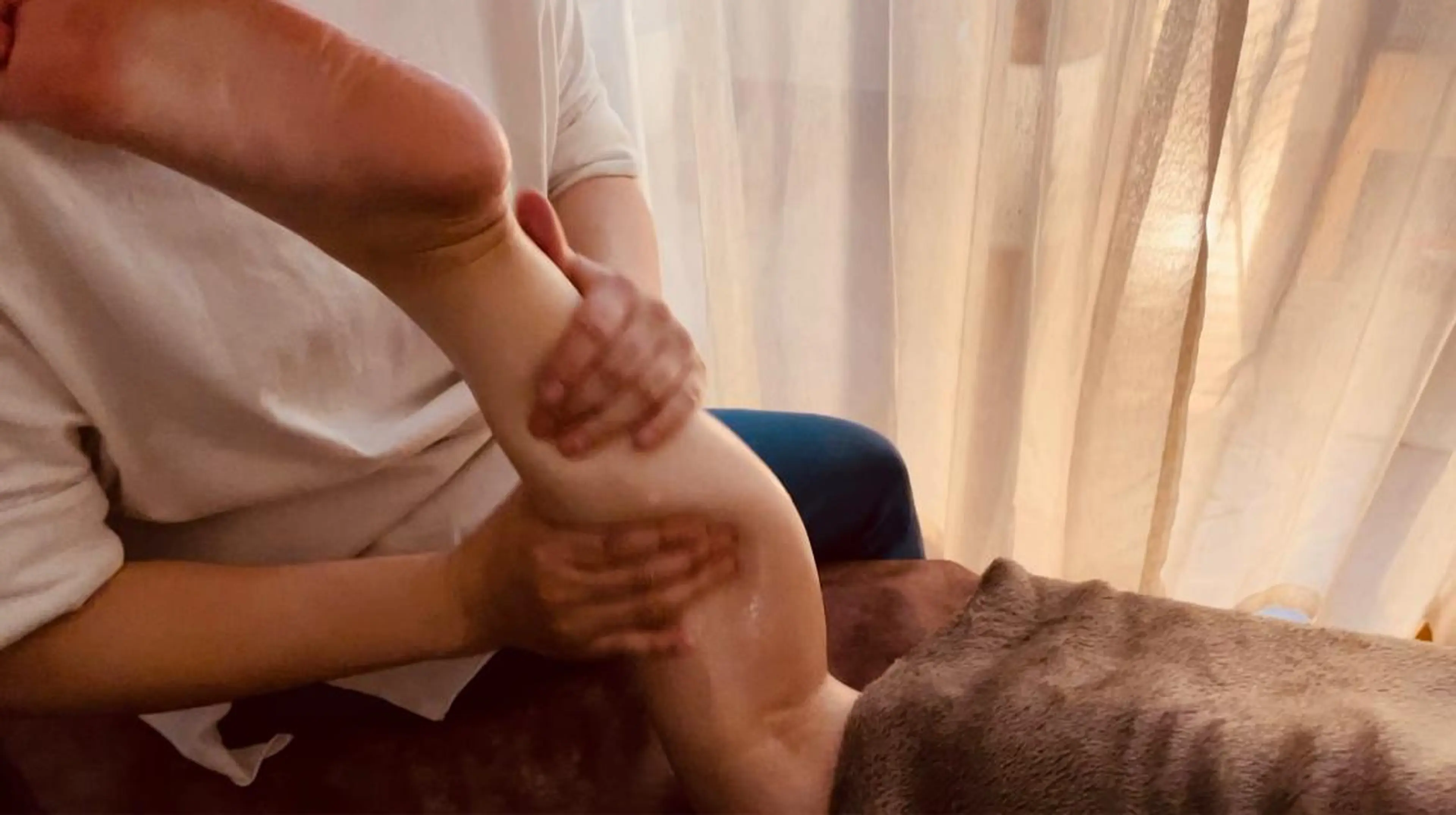 スッキリ美脚✨痩身効果◎足の疲れに！足先から全身あったか❤️‍🔥【下半身集中リンパマッサージ/足つぼ付45分】の写真