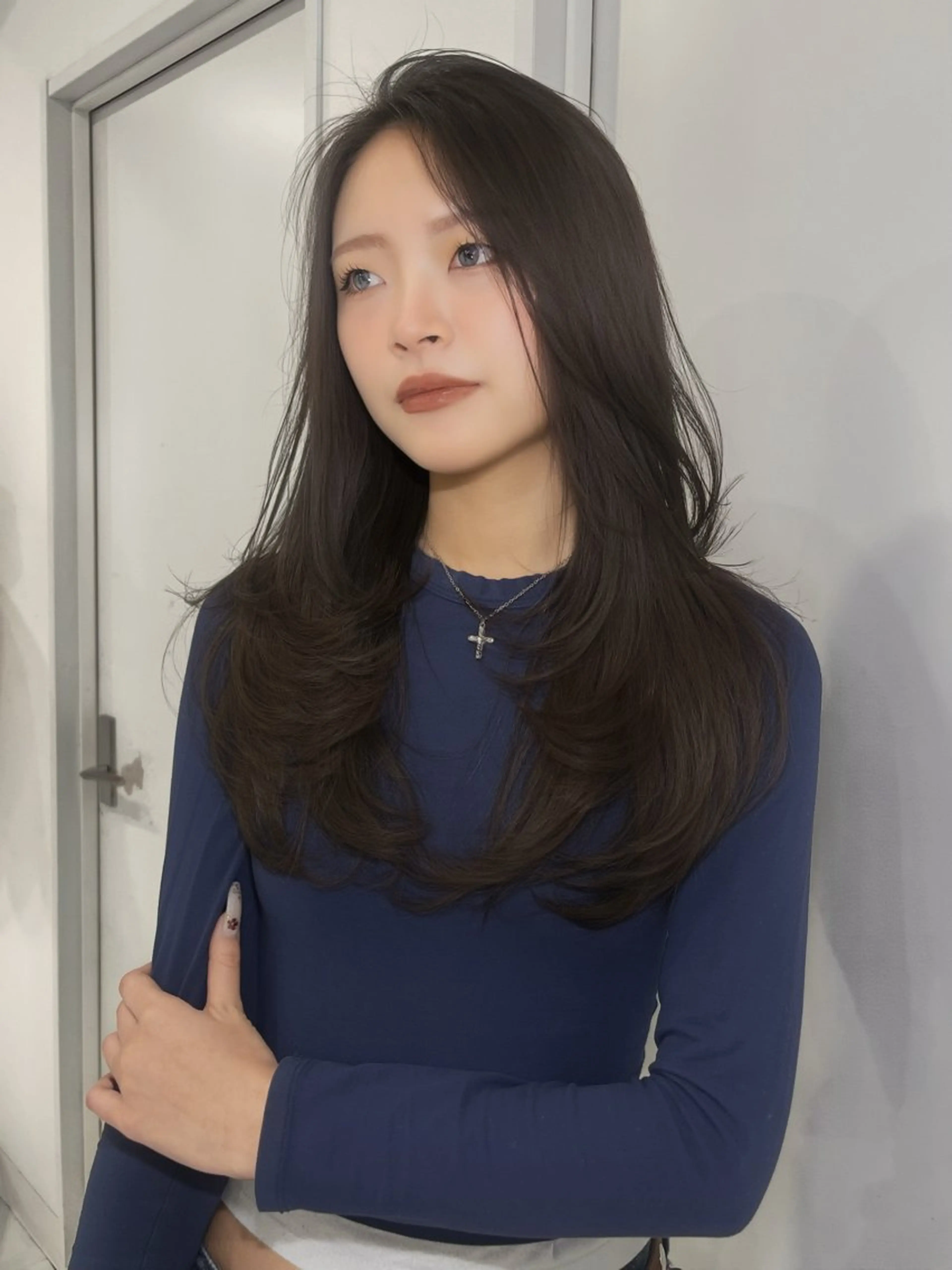 ロング レイヤーカット YOLO/ HANAのヘアスタイル