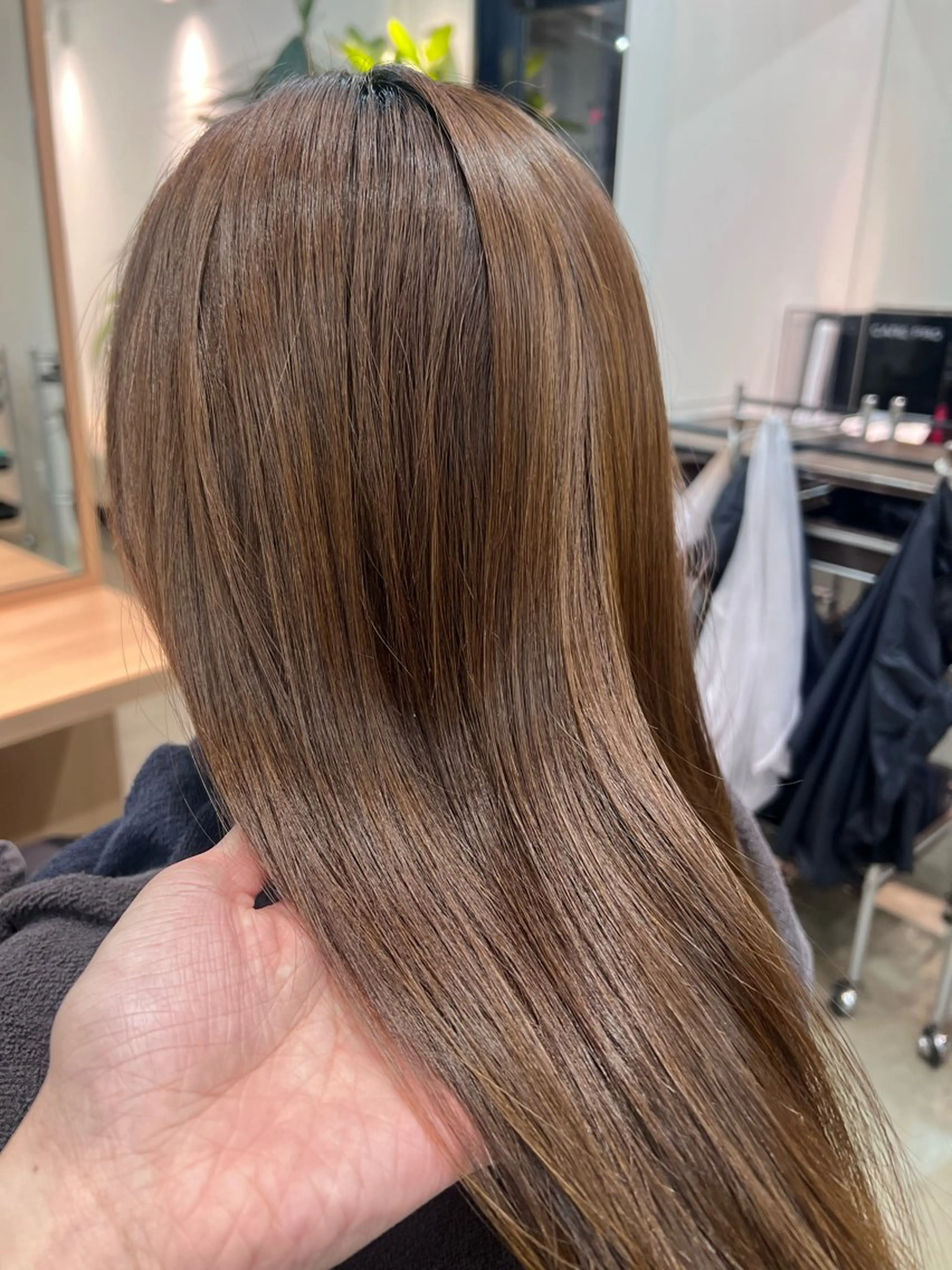 カラー ケアカラー 髪質改善 カット ヘアカラー Omnis所属・山中 欧輔のヘアスタイル