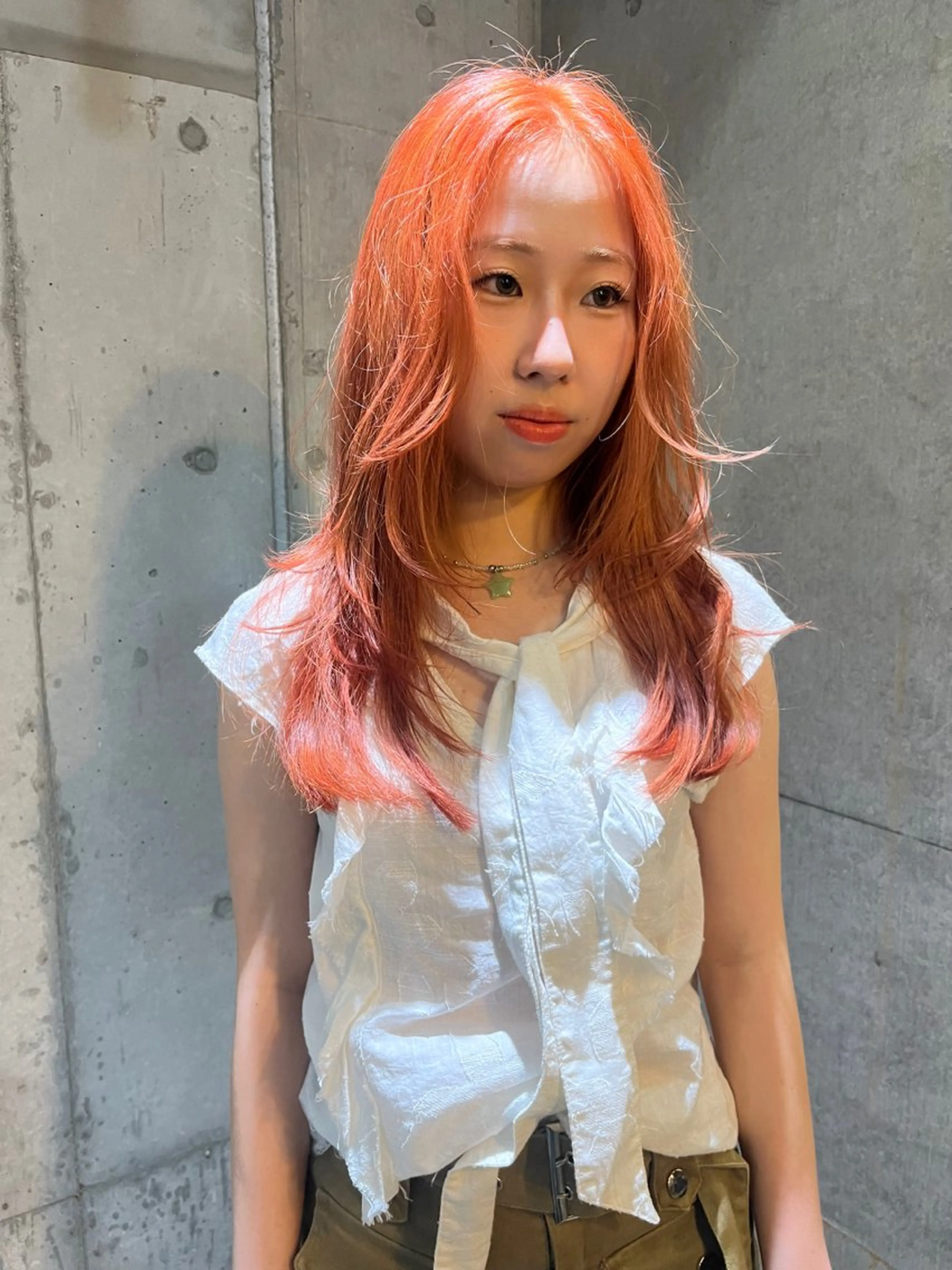 ロング カラー カット ヘアカラー トリートメント ハイトーン/顔まわり レイヤー/YUKAのヘアスタイル