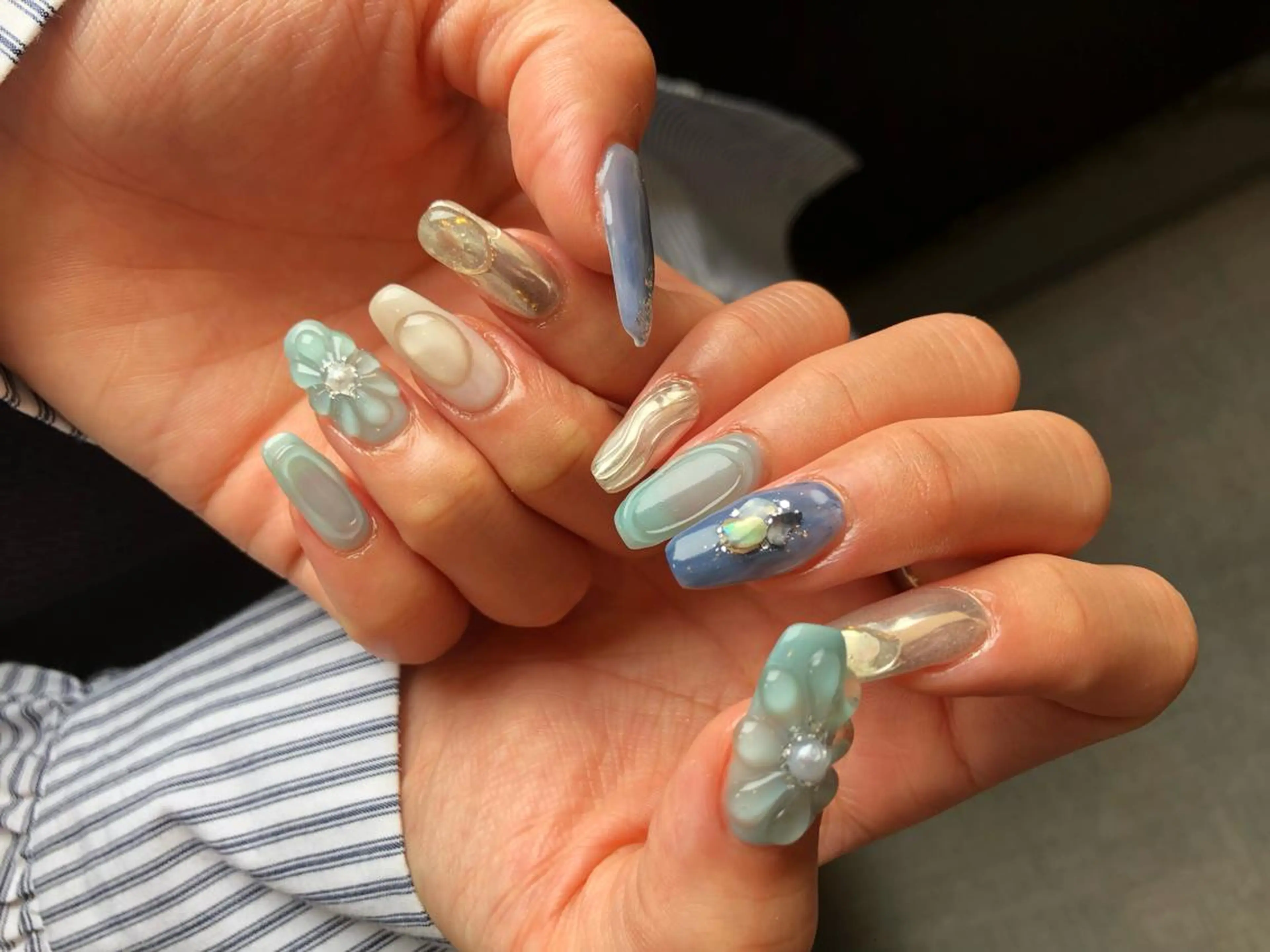 ロング カラー ヘアアレンジ キッズ ネイル マツエク・マツパ 福田 加奈のネイルデザイン