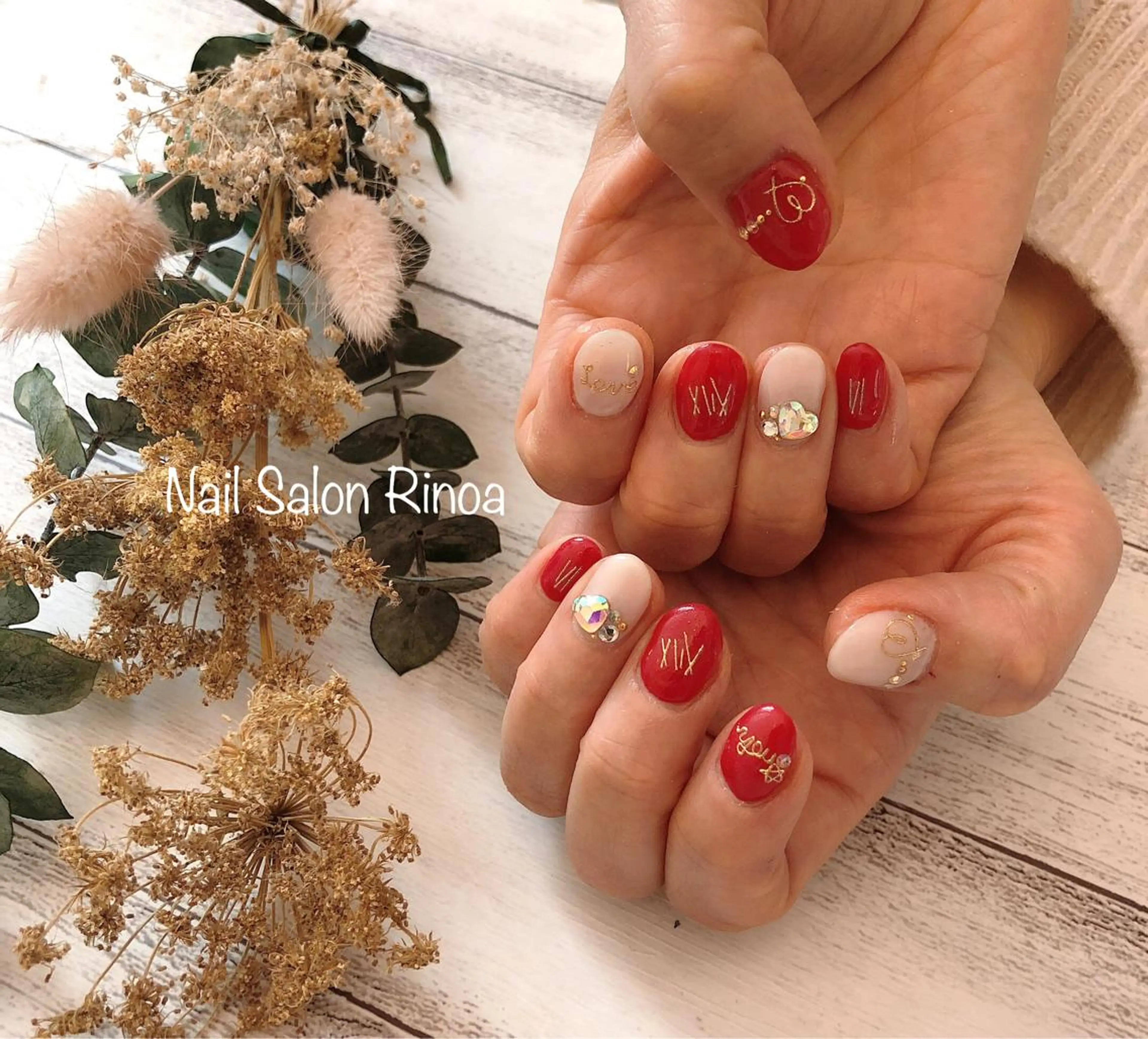 ネイル 持ち込み ストーンネイル Nail Salon Rinoaのネイルデザイン