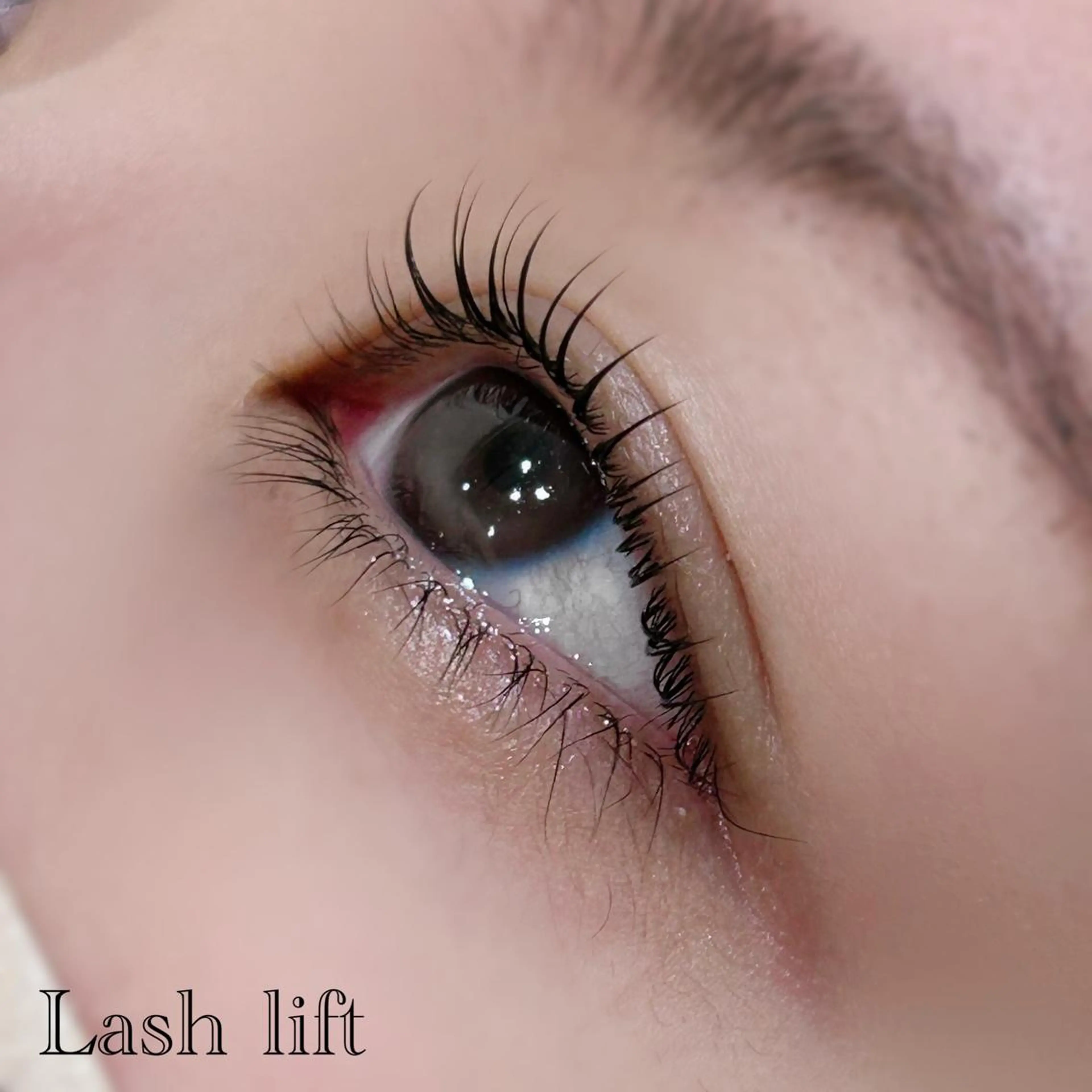 マツエク・マツパ me. makiの眉毛・アイブロウイメージ