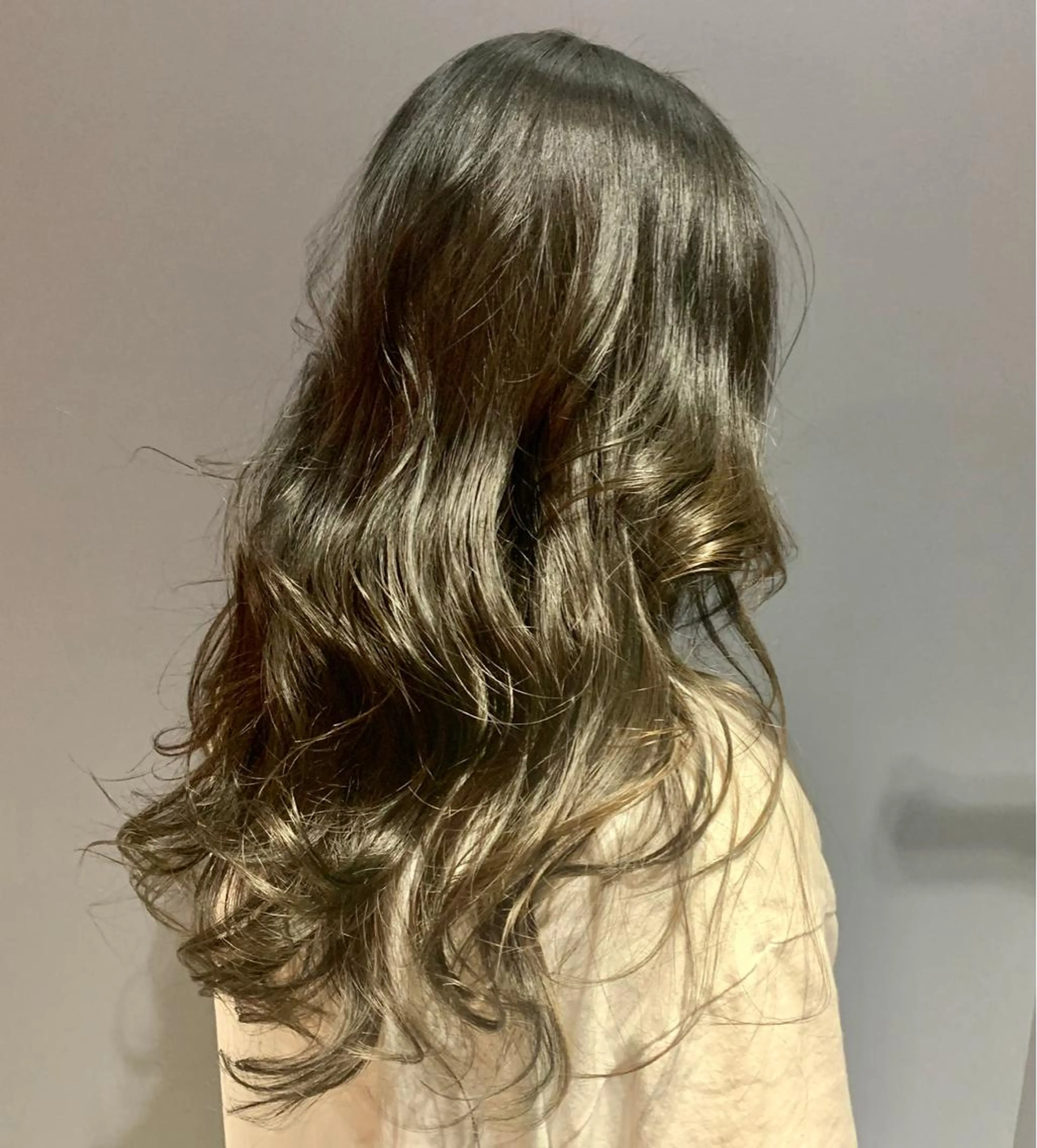 【上品な透明感】イルミナカラー+似合わせカットの写真