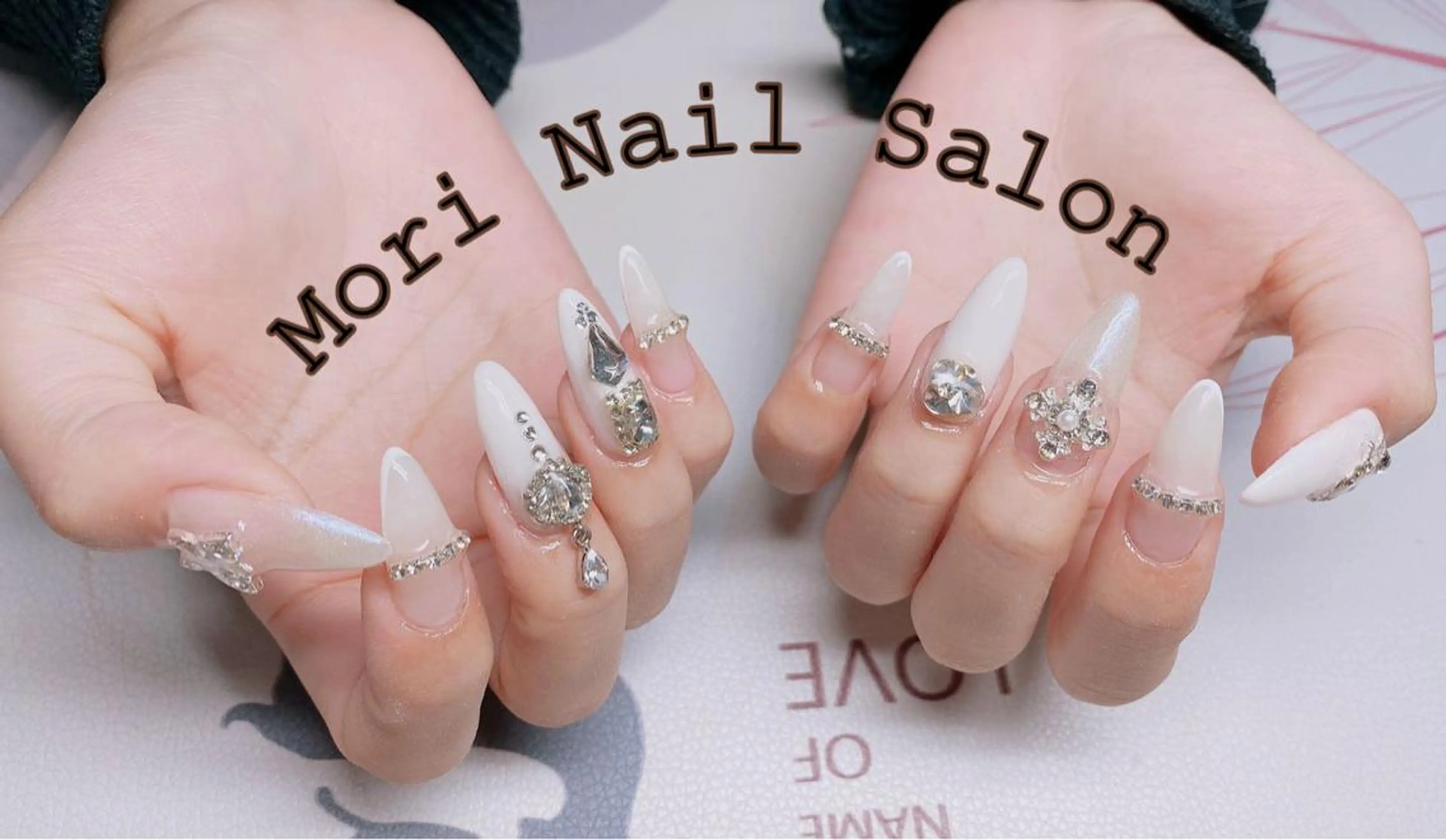 ネイル ハンドネイル 森 ネイルサロンのネイルデザイン