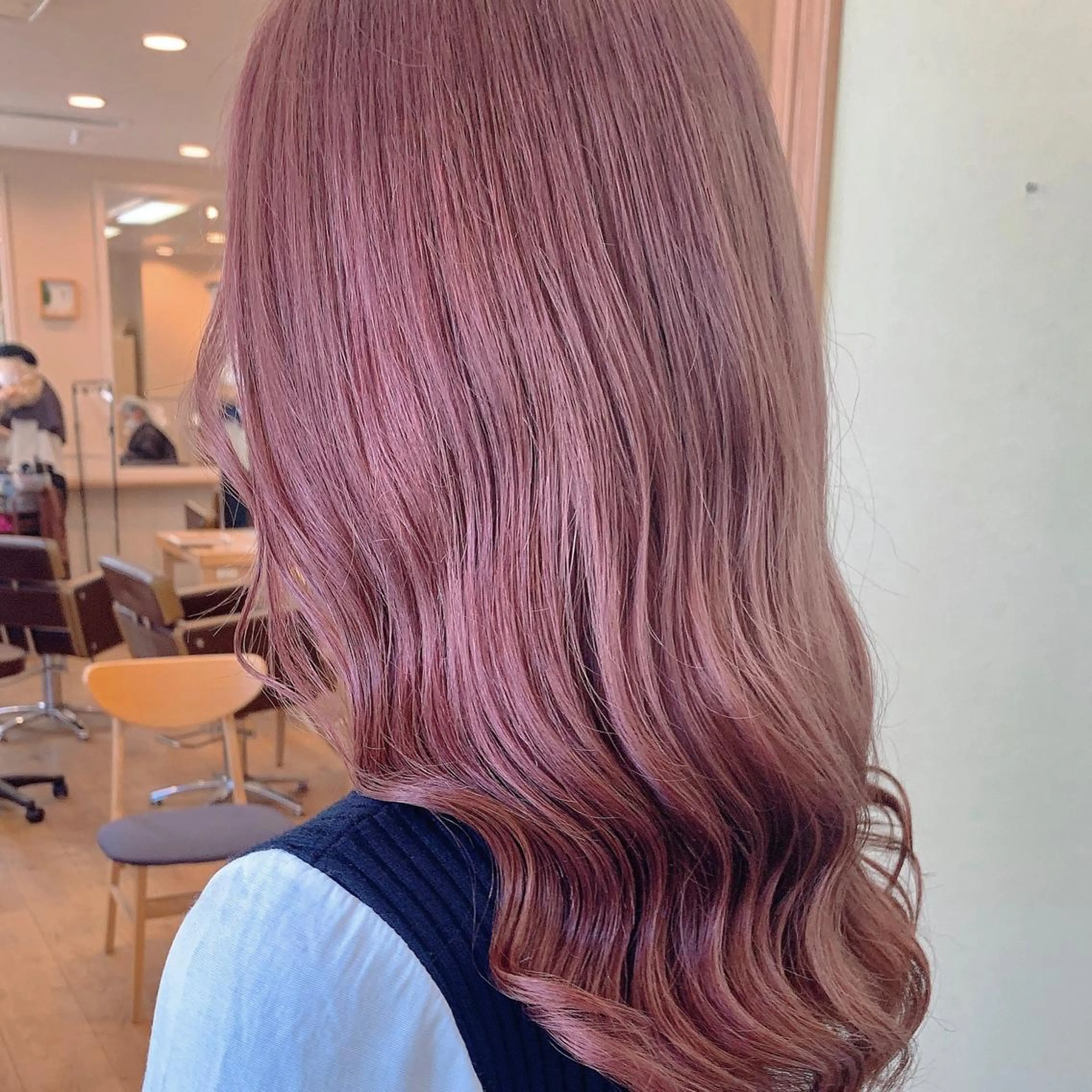 ロング カラー ブリーチ ピンクカラー NUMBER_ ユイナのヘアスタイル