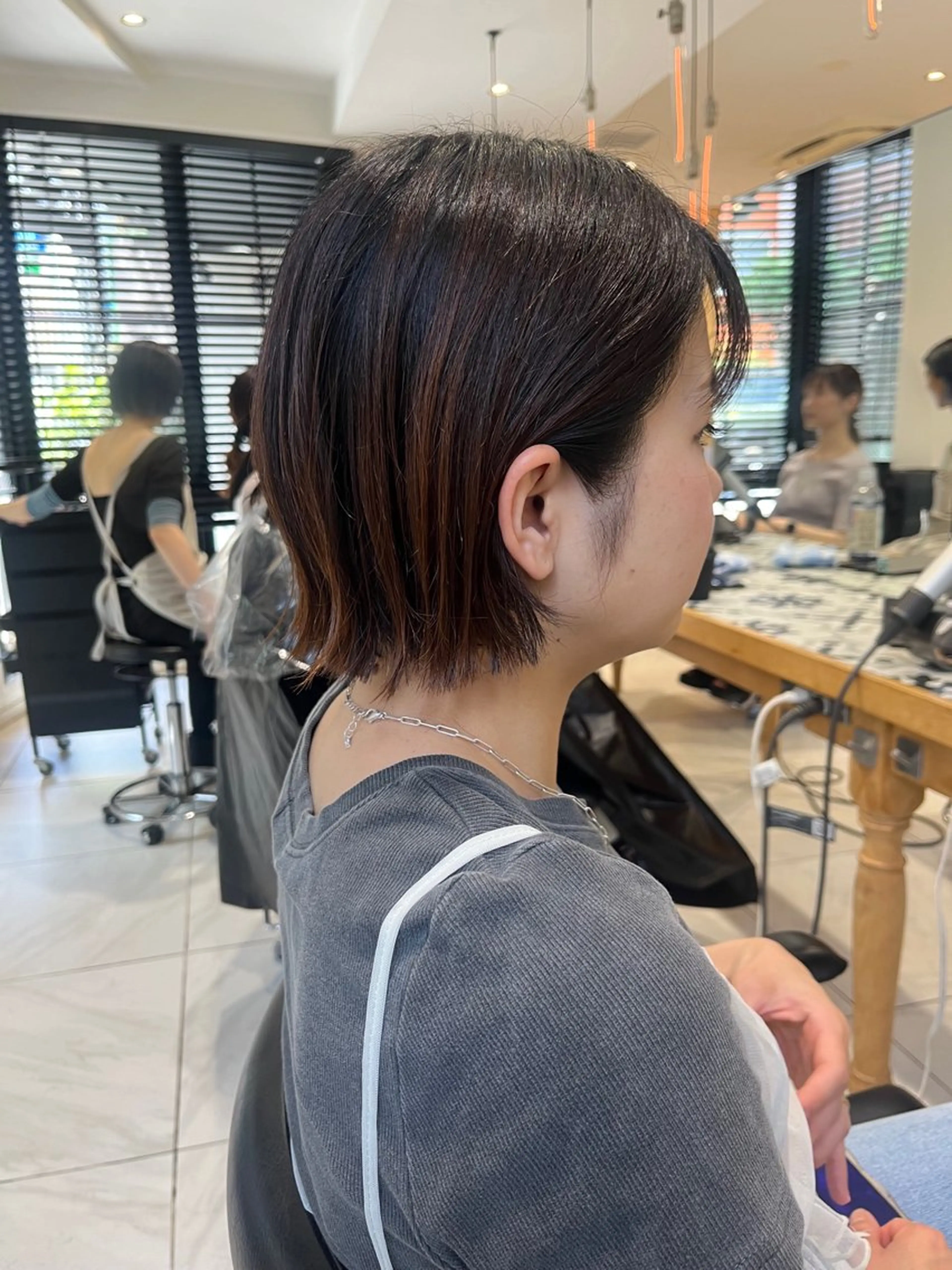 ショート ボブ ナミ🩶暗髪/暖色 ❤️/透明感/縮毛のヘアスタイル