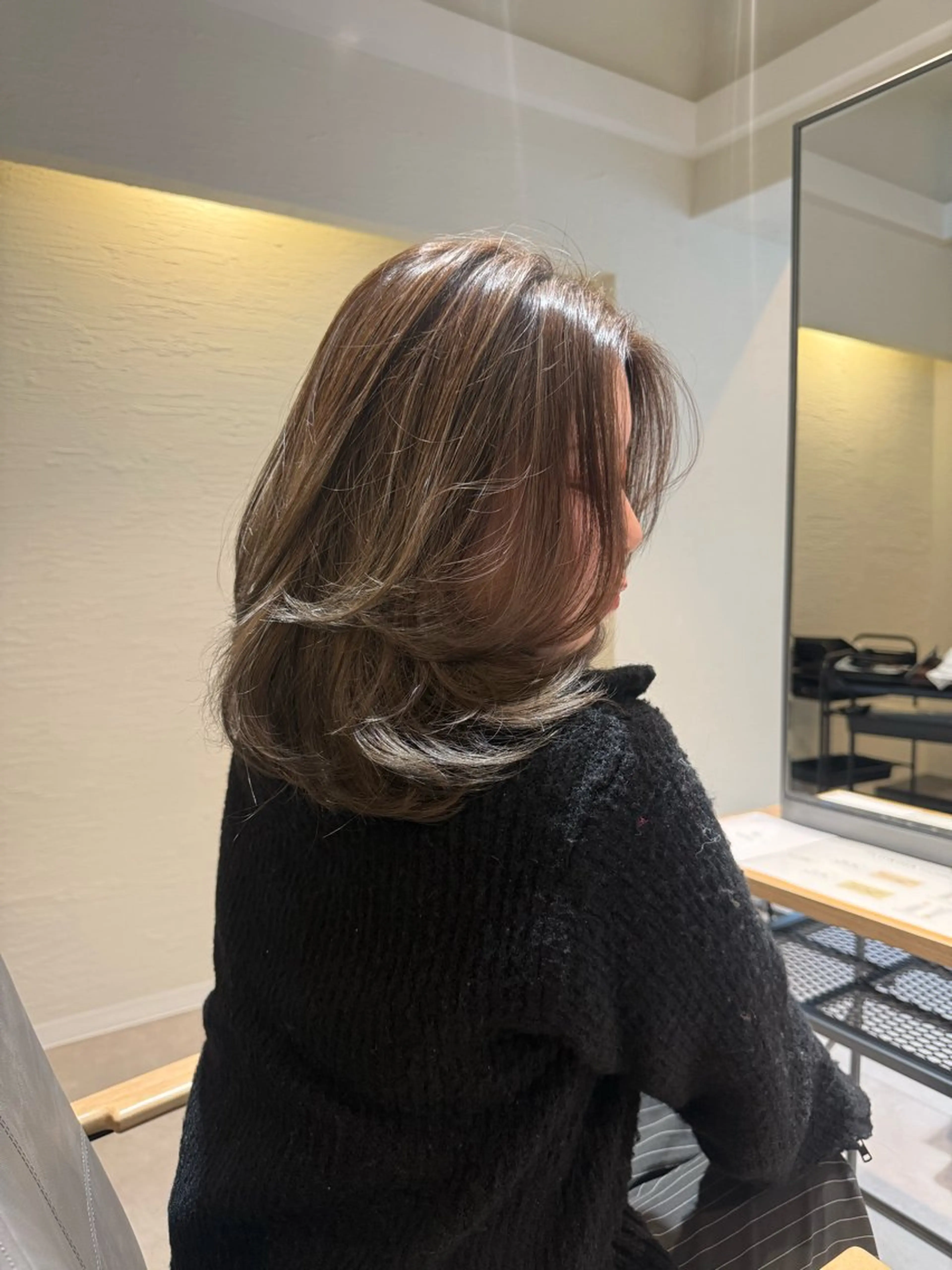 ミディアム Luce by liberta所属・山内 都弥のヘアスタイル