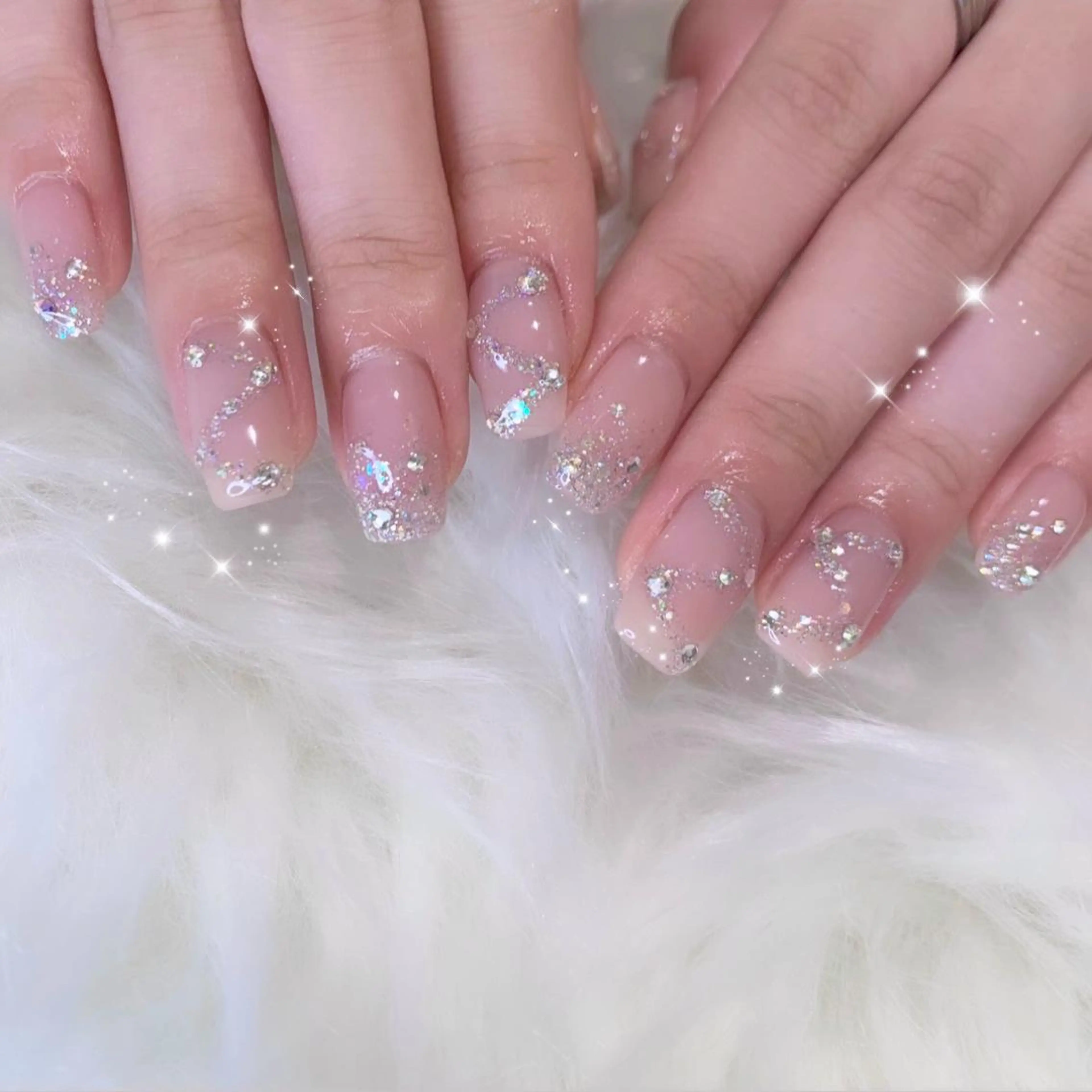 ネイル ラメ(グリッター) ハンドネイル Kanon 🤍のネイルデザイン