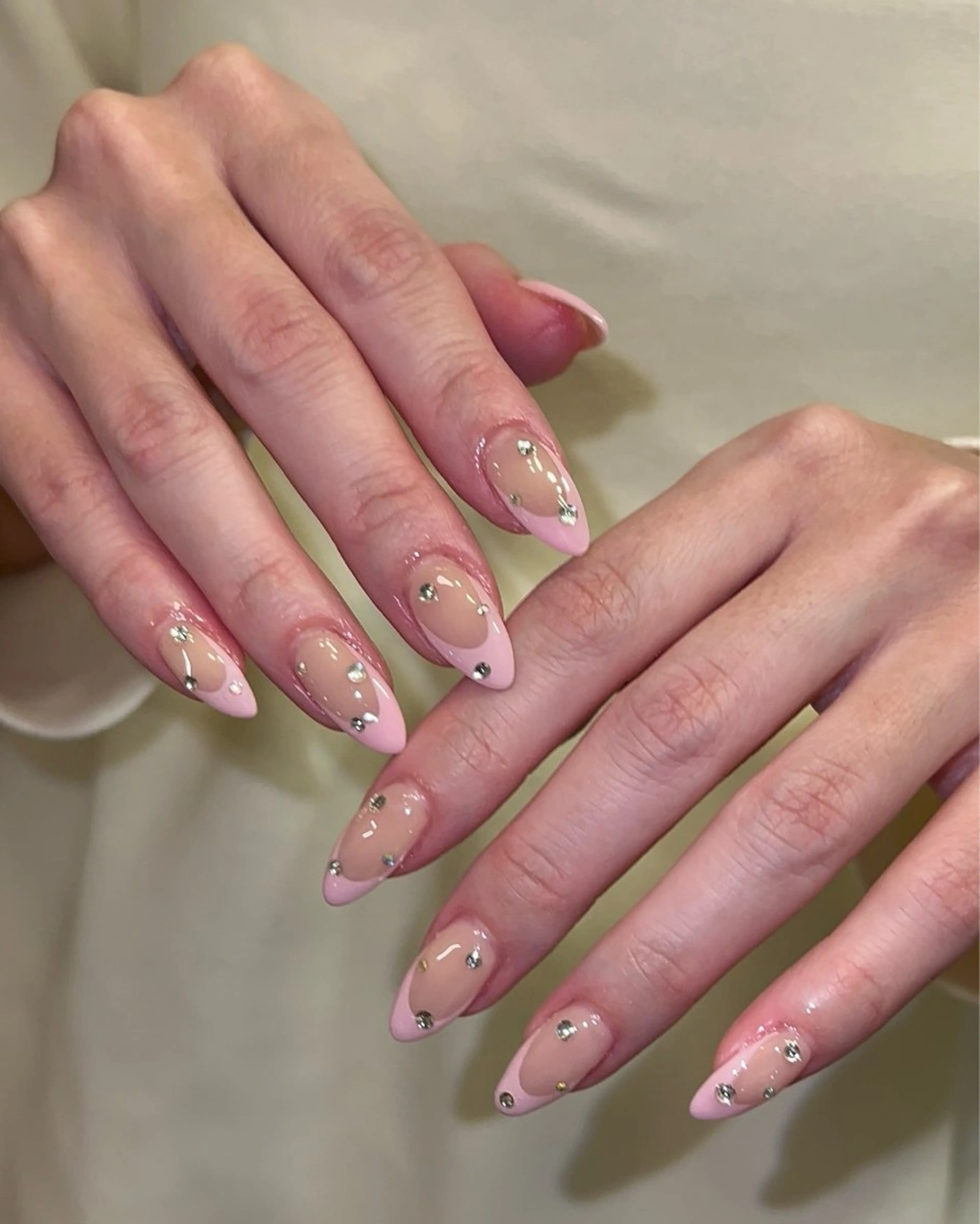 ネイル ハンドネイル フットネイル ハンドケア Nes.Nail所属・Miyagi Asamiのネイルデザイン