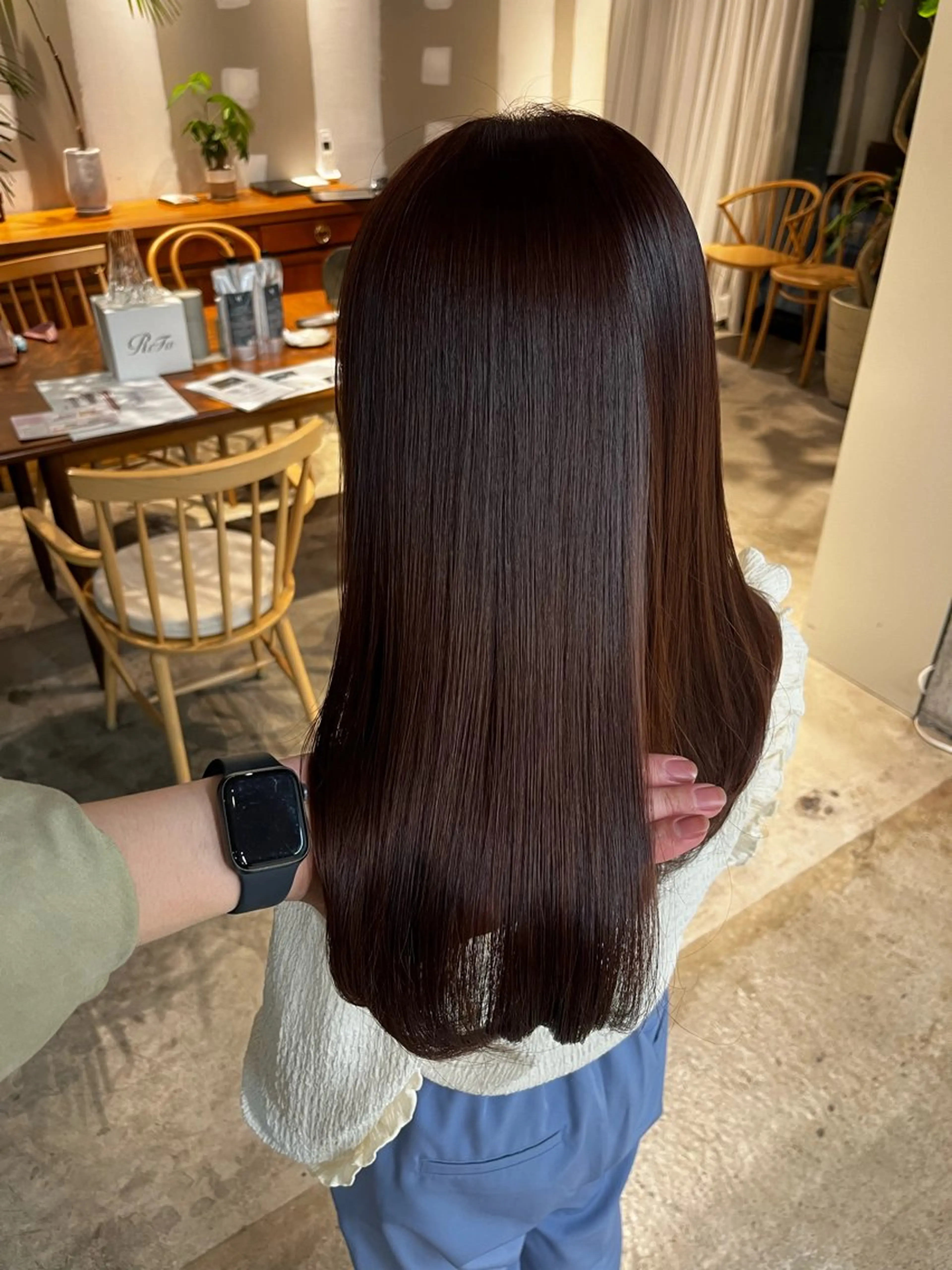 カラー ブラウンカラー ピンクカラー ウルフとデザイン カラーの神のヘアスタイル