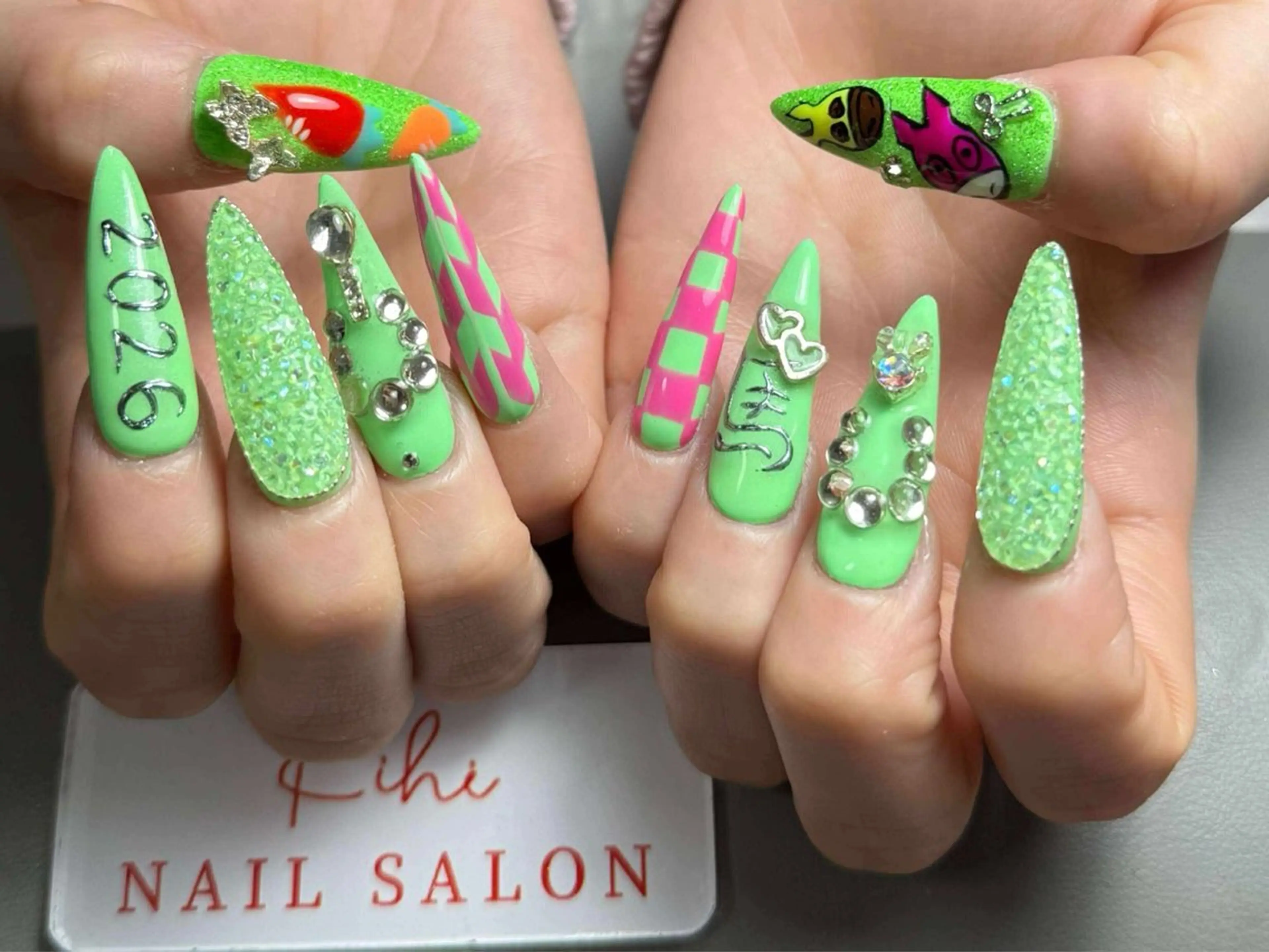 ネイル アートネイル フレンチネイル ジェルネイル グラデーション 韓国ネイル ハンドネイル ハンドケア さくら💮💮 【オフ無料】のネイルデザイン