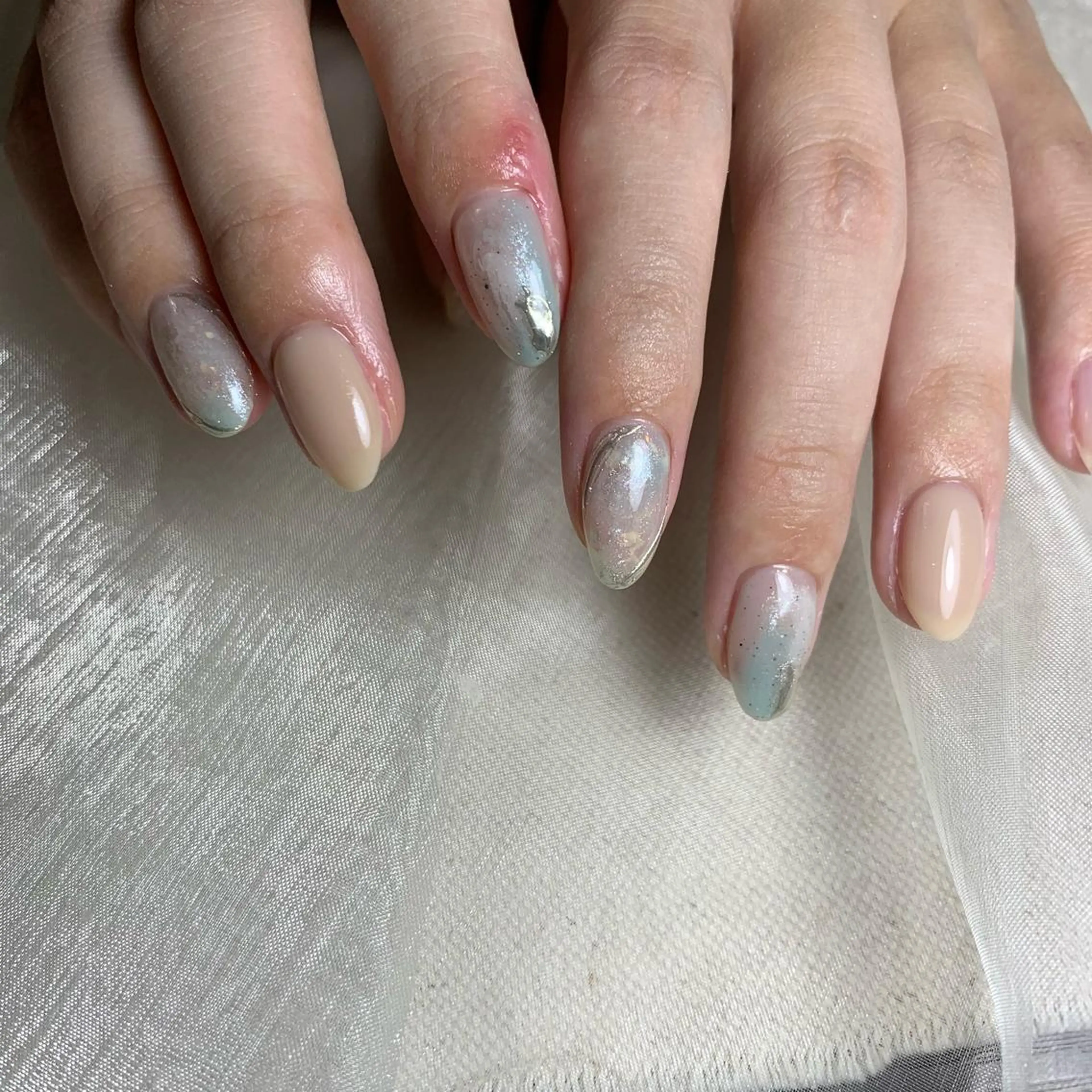 ネイル ハンドネイル repos~ルポ~所属・里見 麗のネイルデザイン