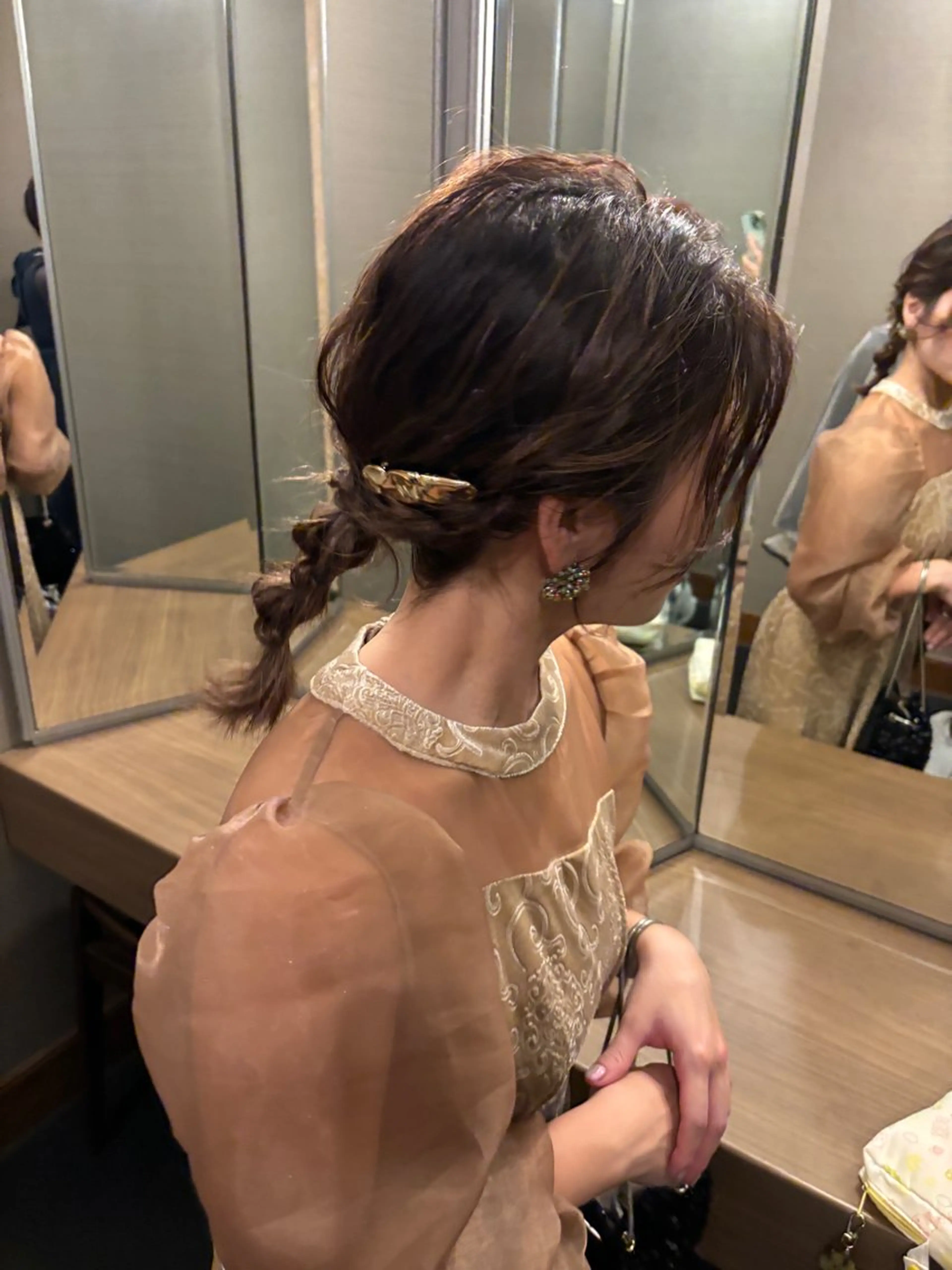 ヘアアレンジ ブリーチカラー🤍 髪質改善🌟のヘアスタイル