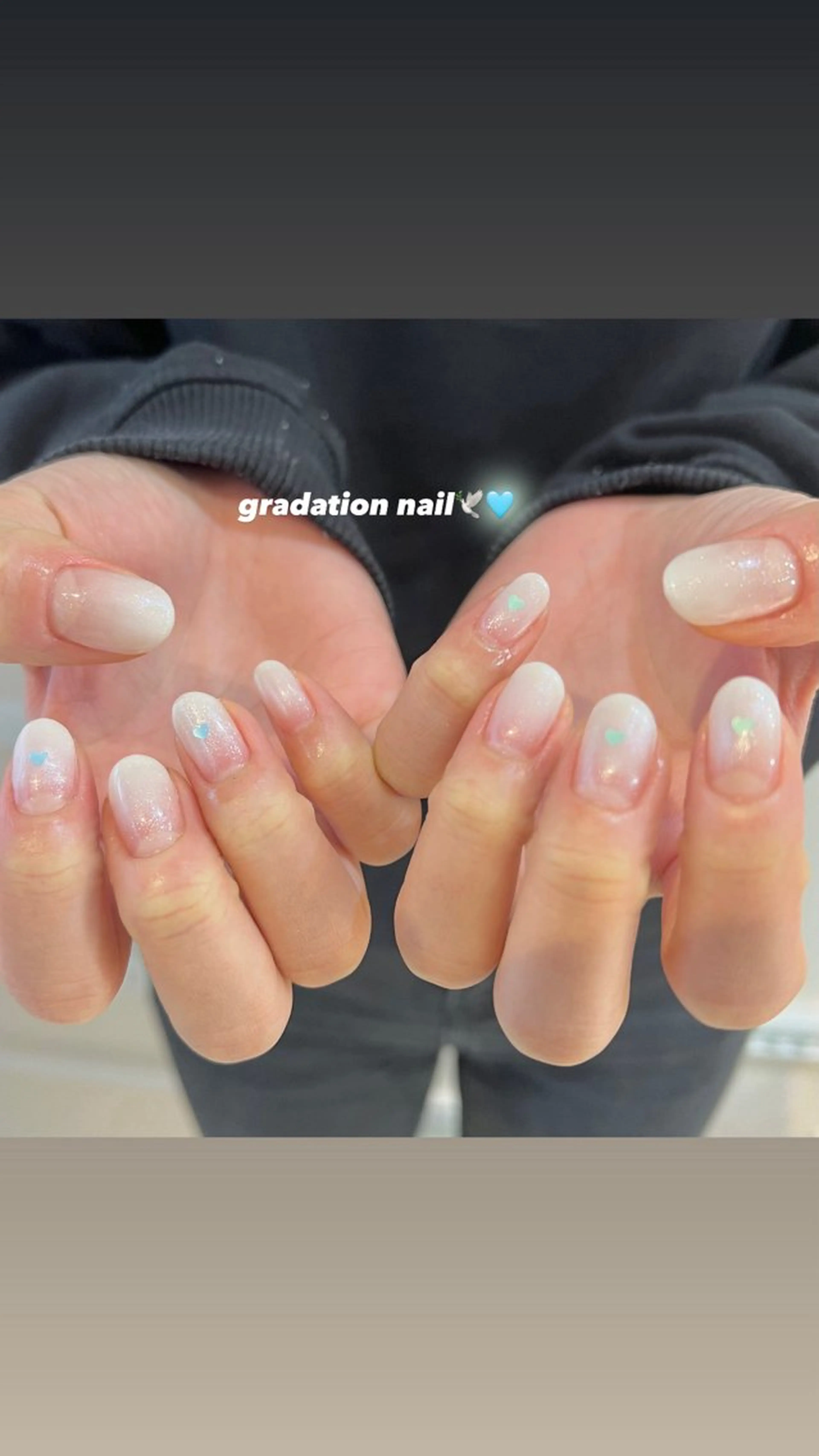 ネイル グラデーション ハート ハンドネイル 🎀チーク/ちゅるん 🫧chisa🎀のネイルデザイン