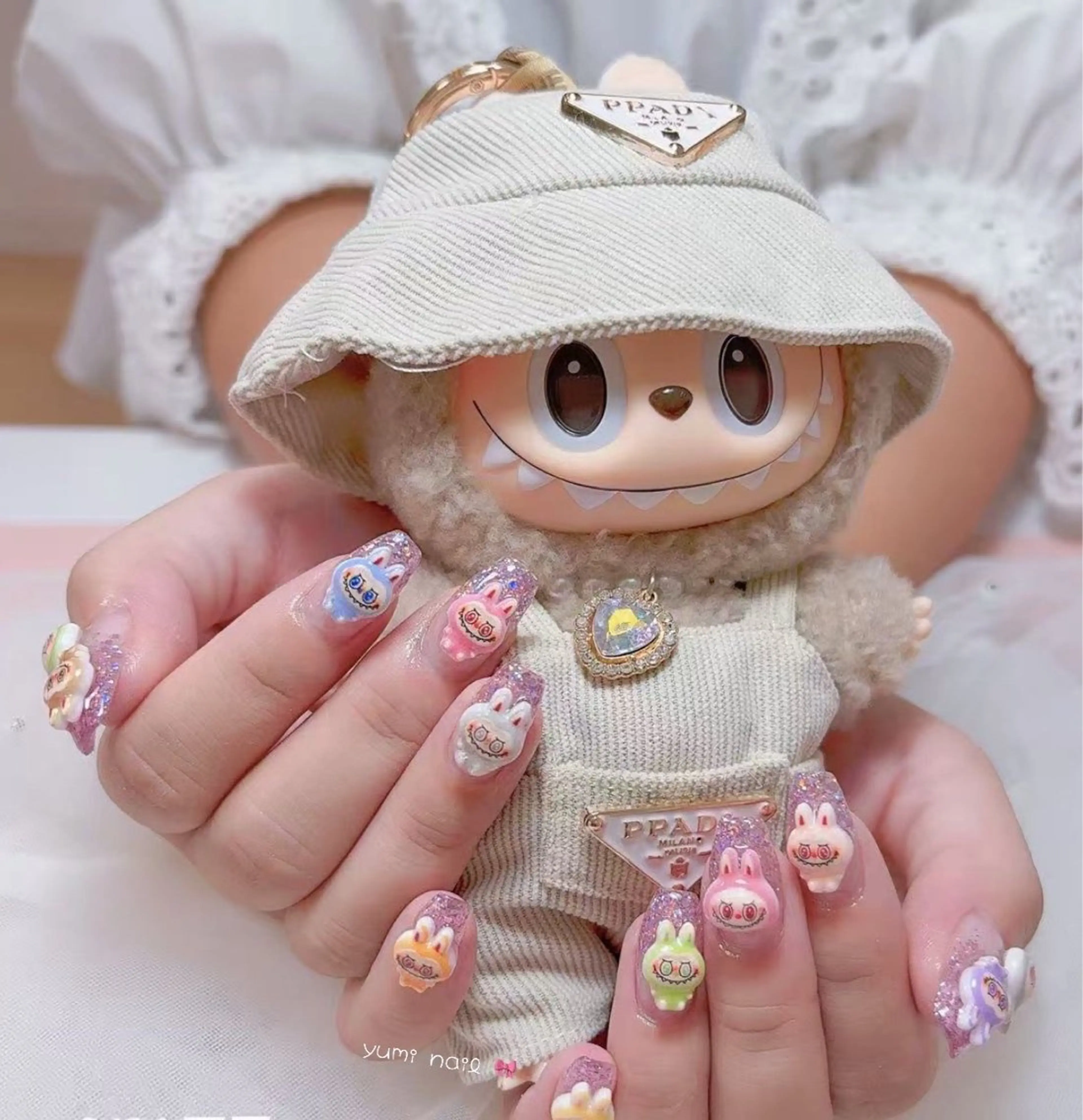 ネイル 𝐲𝐮𝐦𝐢🎀 長さ出しデザイン専門のネイルデザイン