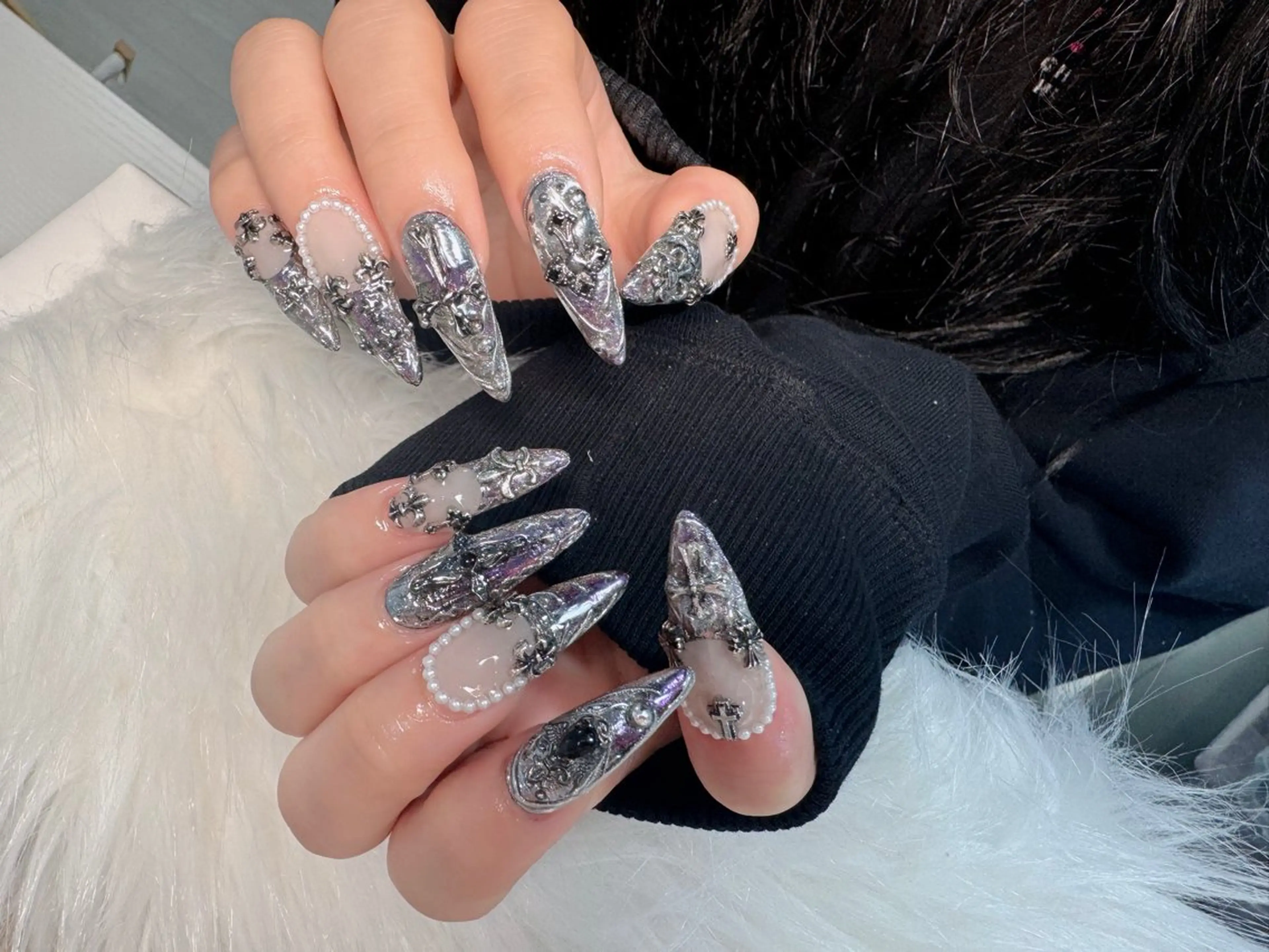 ネイル フレンチネイル ジェルネイル ガラスフレンチ ハロウィン ハート H.baby Nail Salonのネイルデザイン