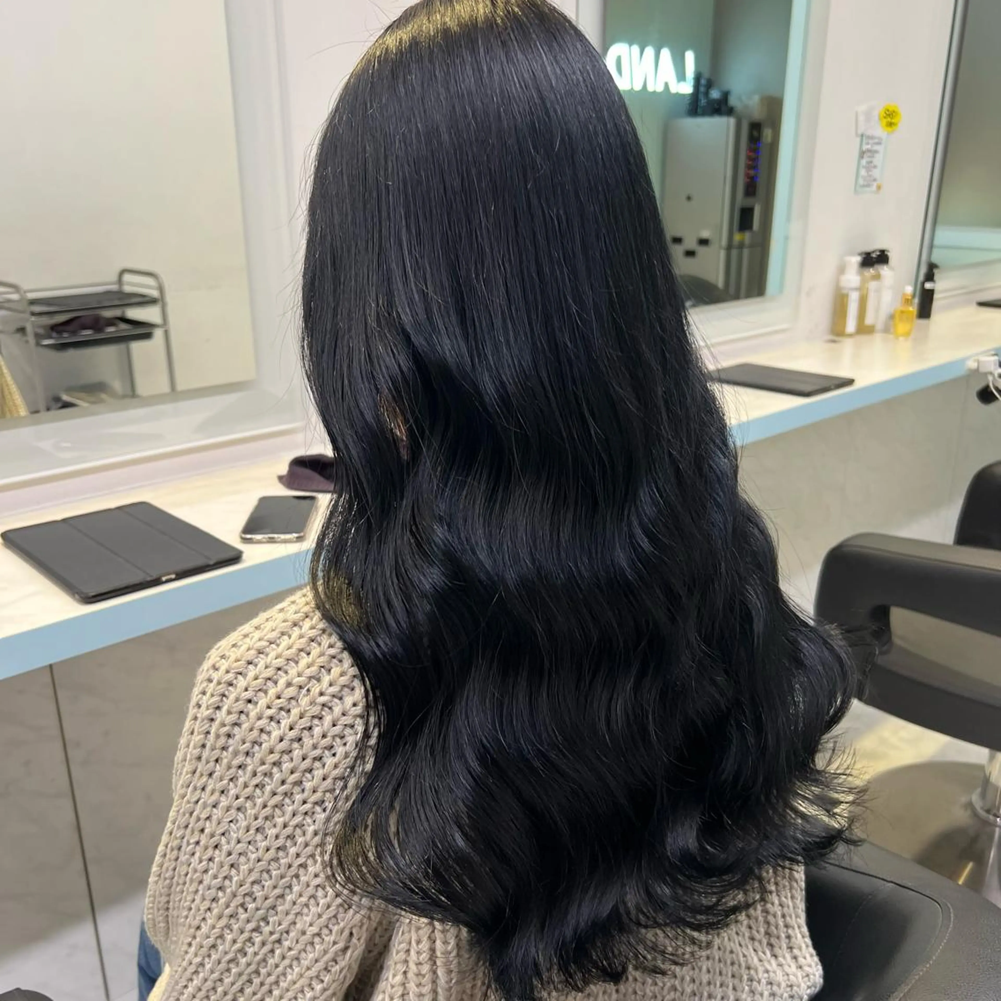 カラー ハイトーン🤍ブロン ド🤍MISAKIのヘアスタイル