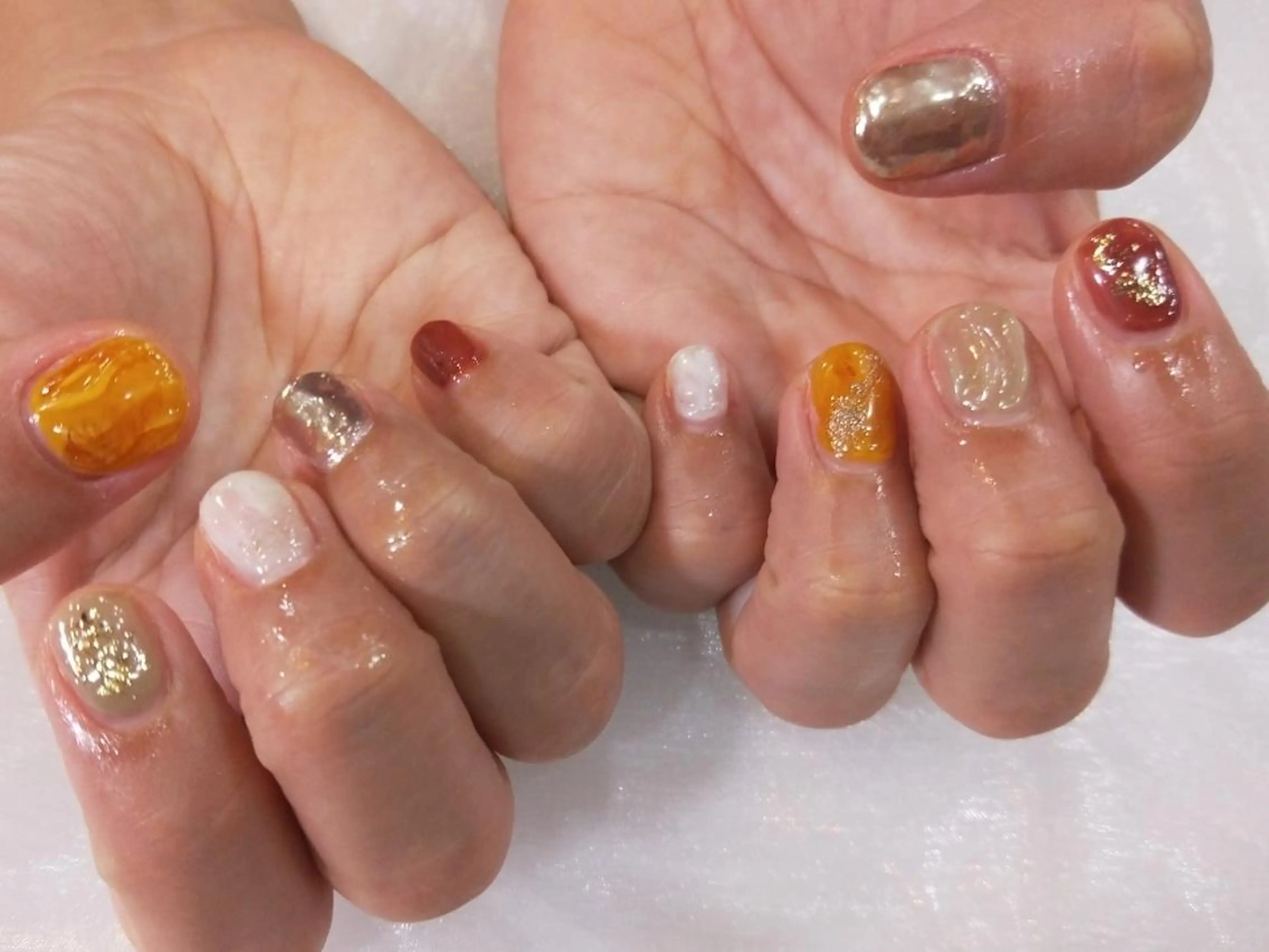 ネイル ハンドネイル ハンドケア R'well所属・はばすみれ🎀ﾈｲﾙ 光ﾌｪｲｼｬﾙ ﾍｱのネイルデザイン