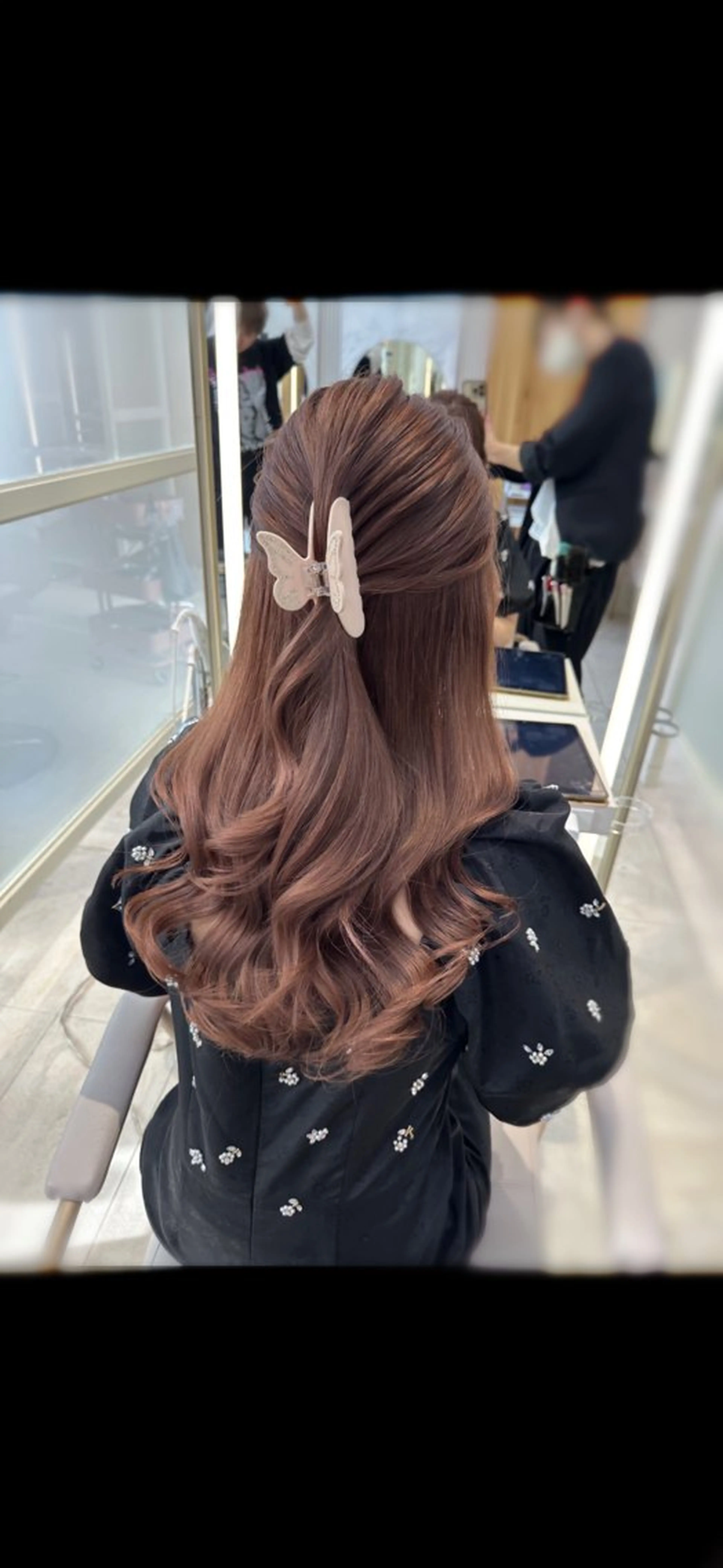 ロング oto🎀×美髪× シースルー前髪🤍のヘアスタイル
