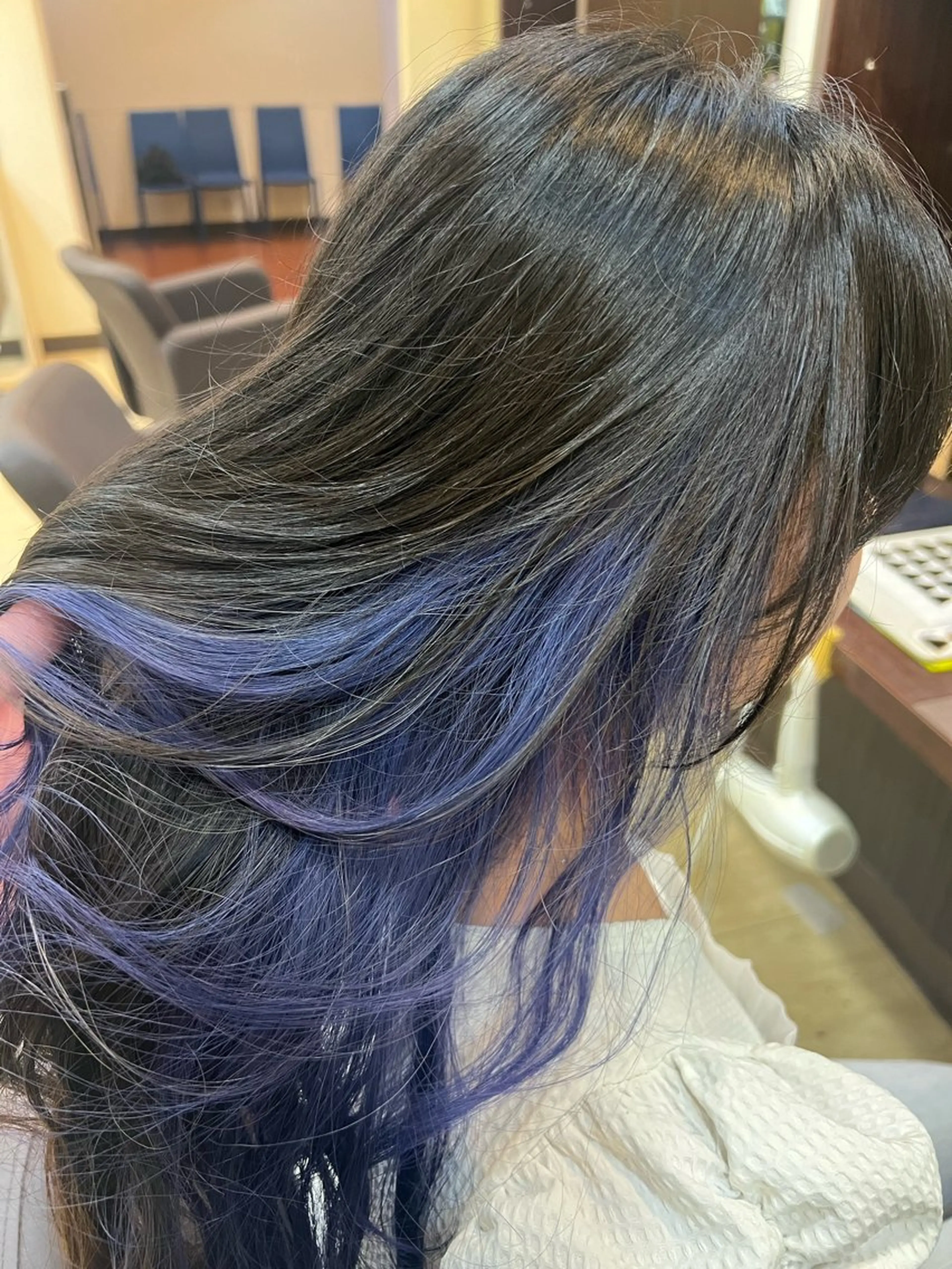 カラー インナーカラー ハイトーン/パーマ 特化平田のヘアスタイル