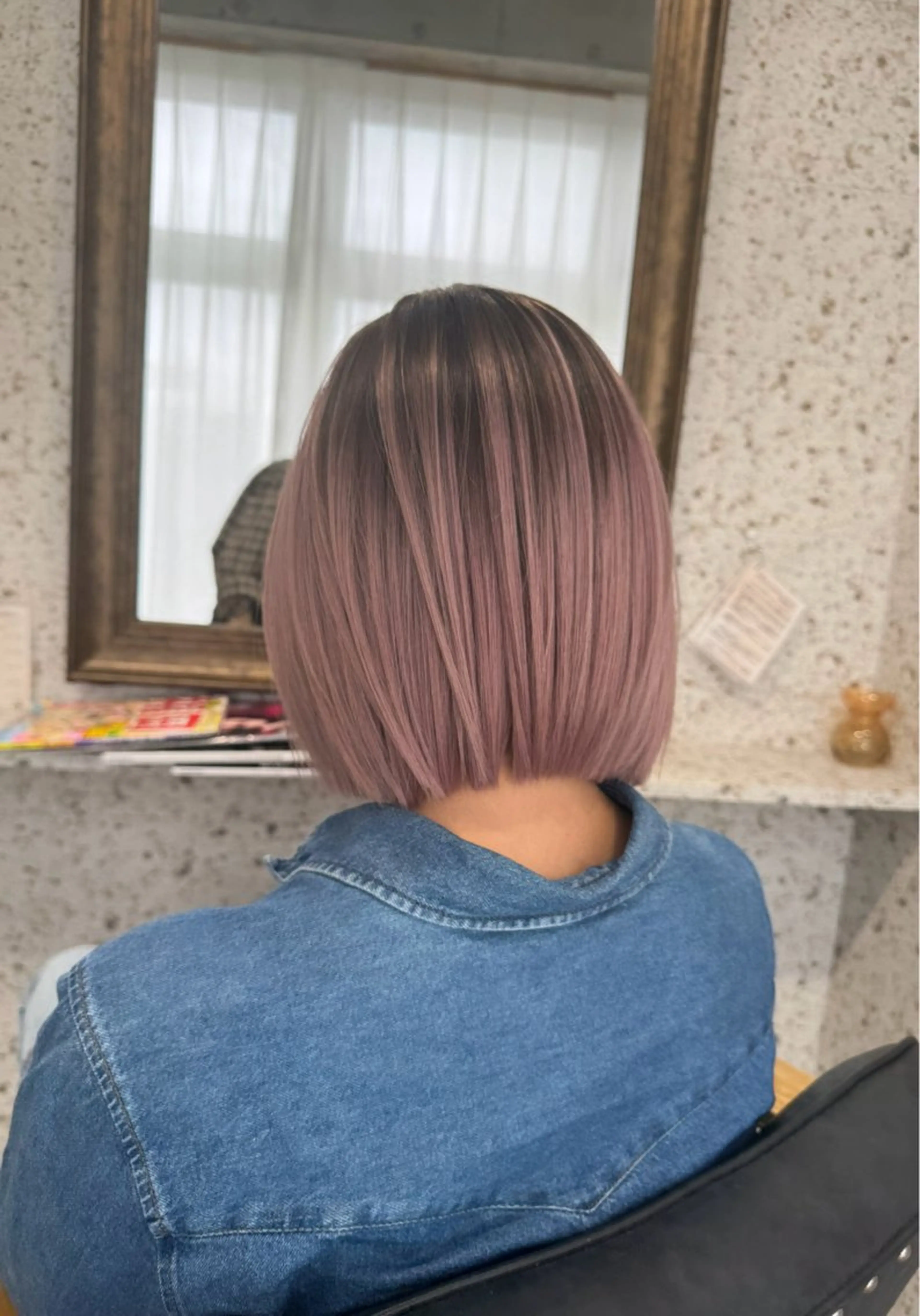 ショート 有人/バレイヤージュ /シャドールーツのヘアスタイル