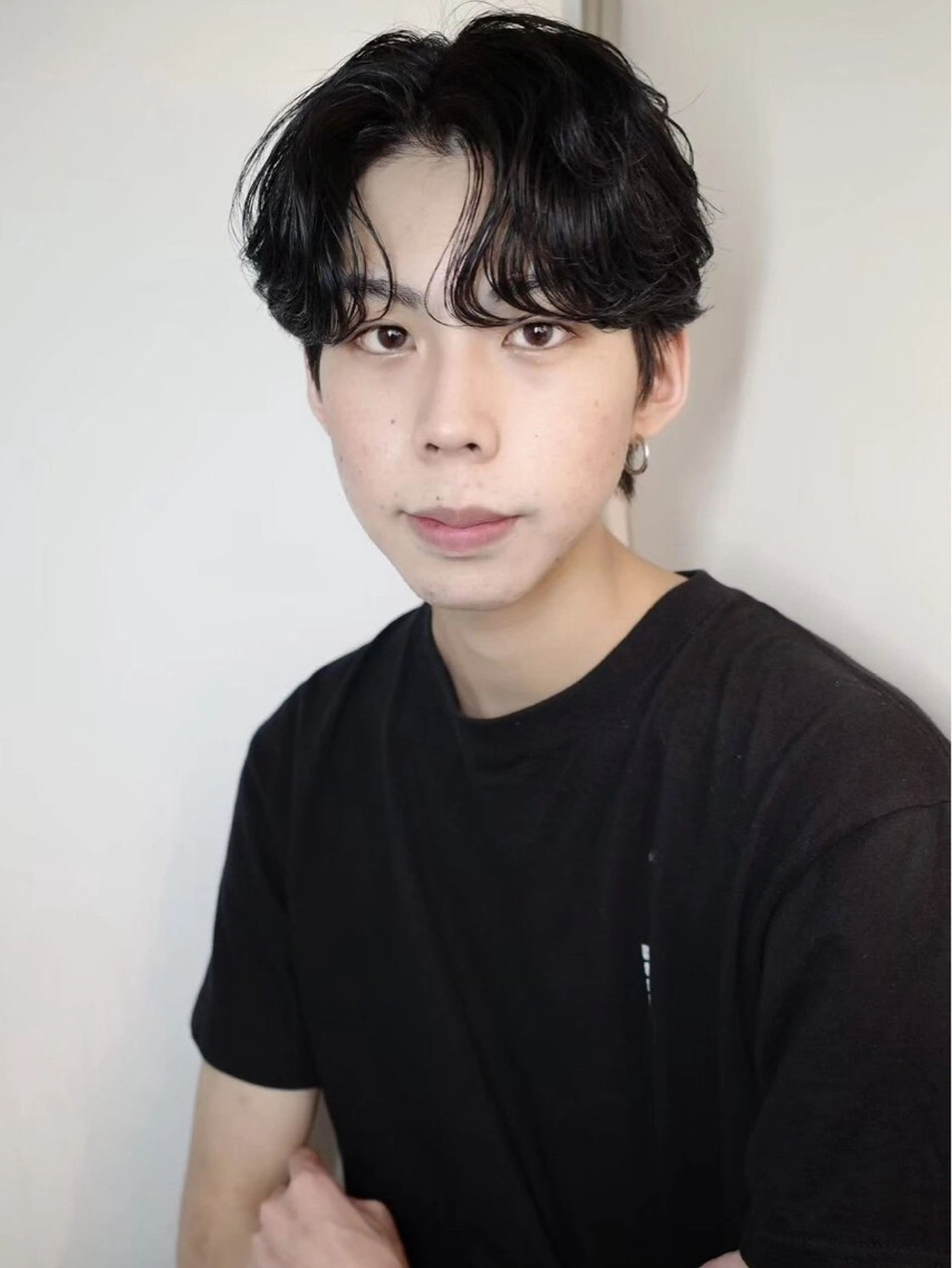 ショート パーマ メンズ カルマパーマ メンズ韓国風 メンズパーマ 韓国風ヘア EXCIA 西梅田所属・曲がる縮毛矯正/ メンズヘア/神農慶のヘアスタイル