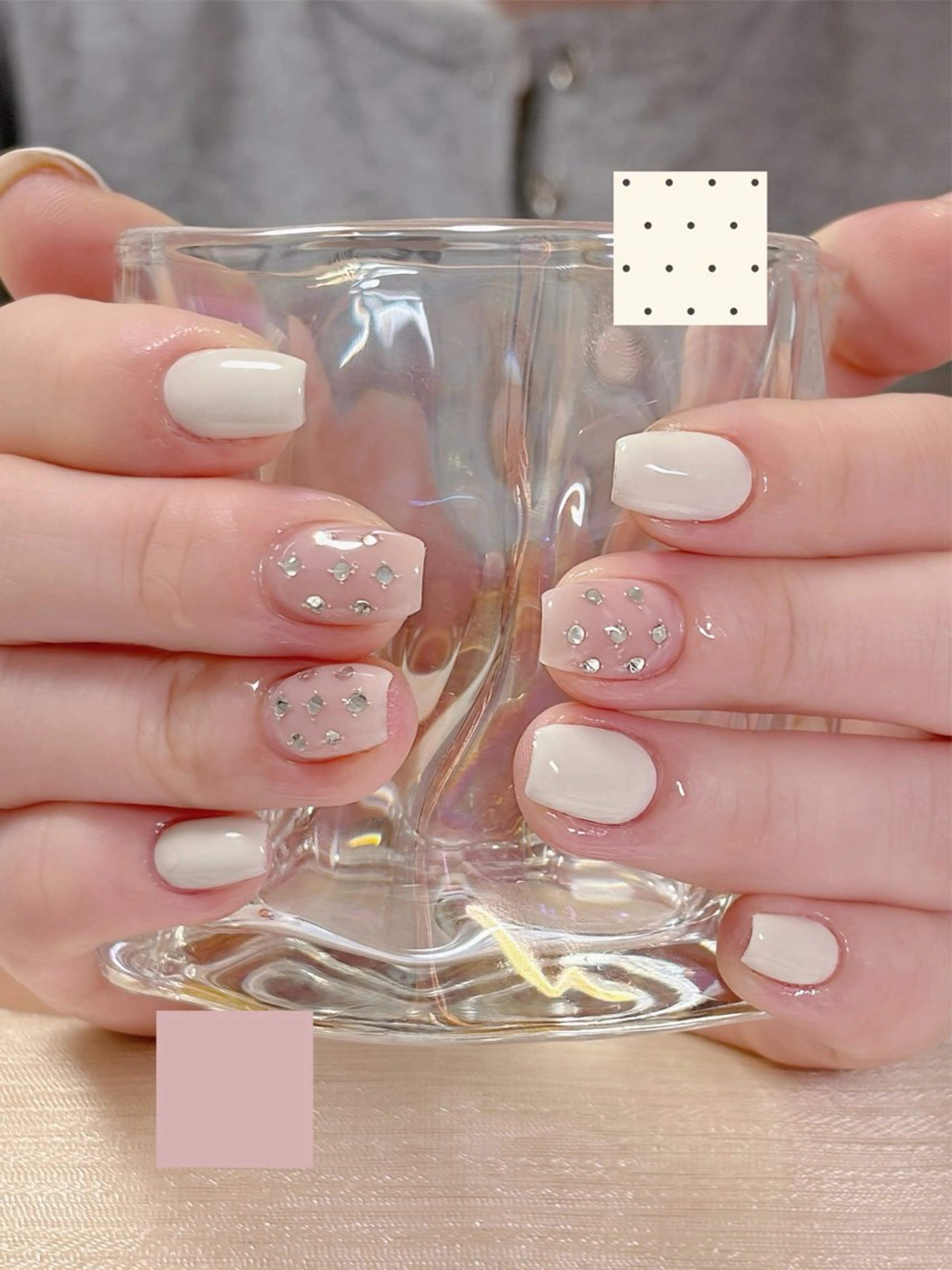 ネイル カジュアル 韓国ネイル 持ち込み オフィスネイル シンプルネイル ハンドネイル haku mioのネイルデザイン