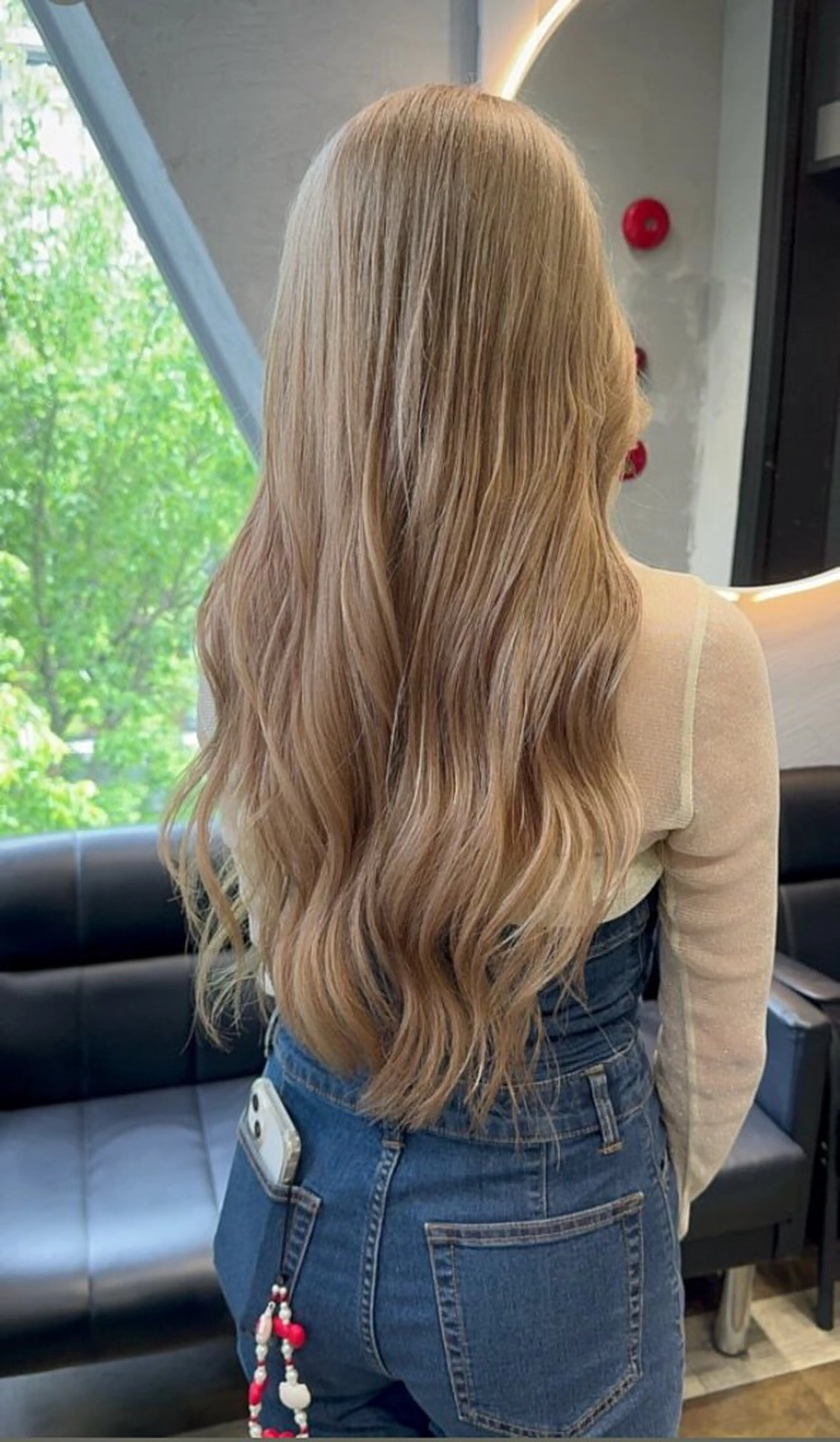 セミロング カラー かの／GiseL／ ハイトーン／ブリーチのヘアスタイル