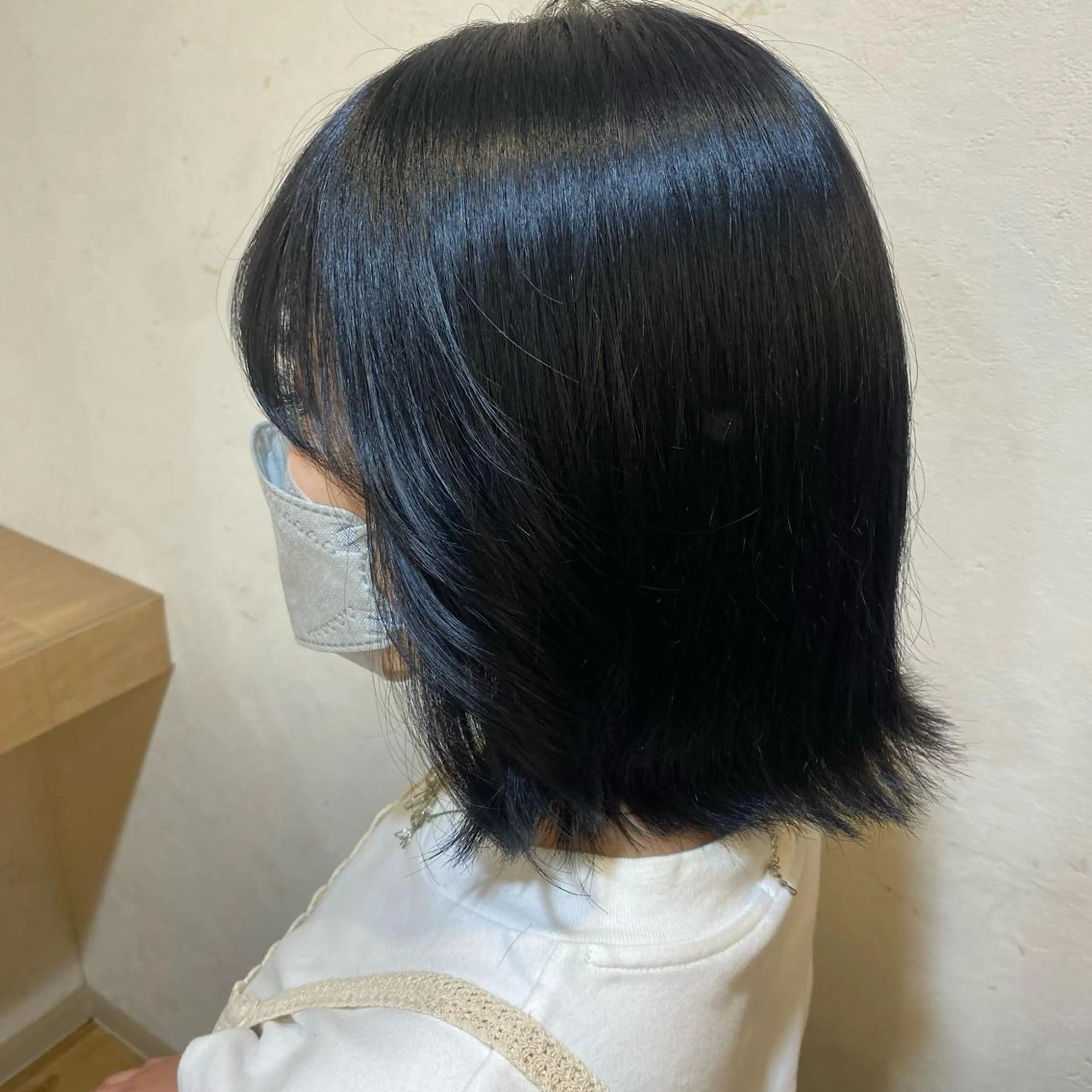 ミディアム 水口 莉央のヘアスタイル