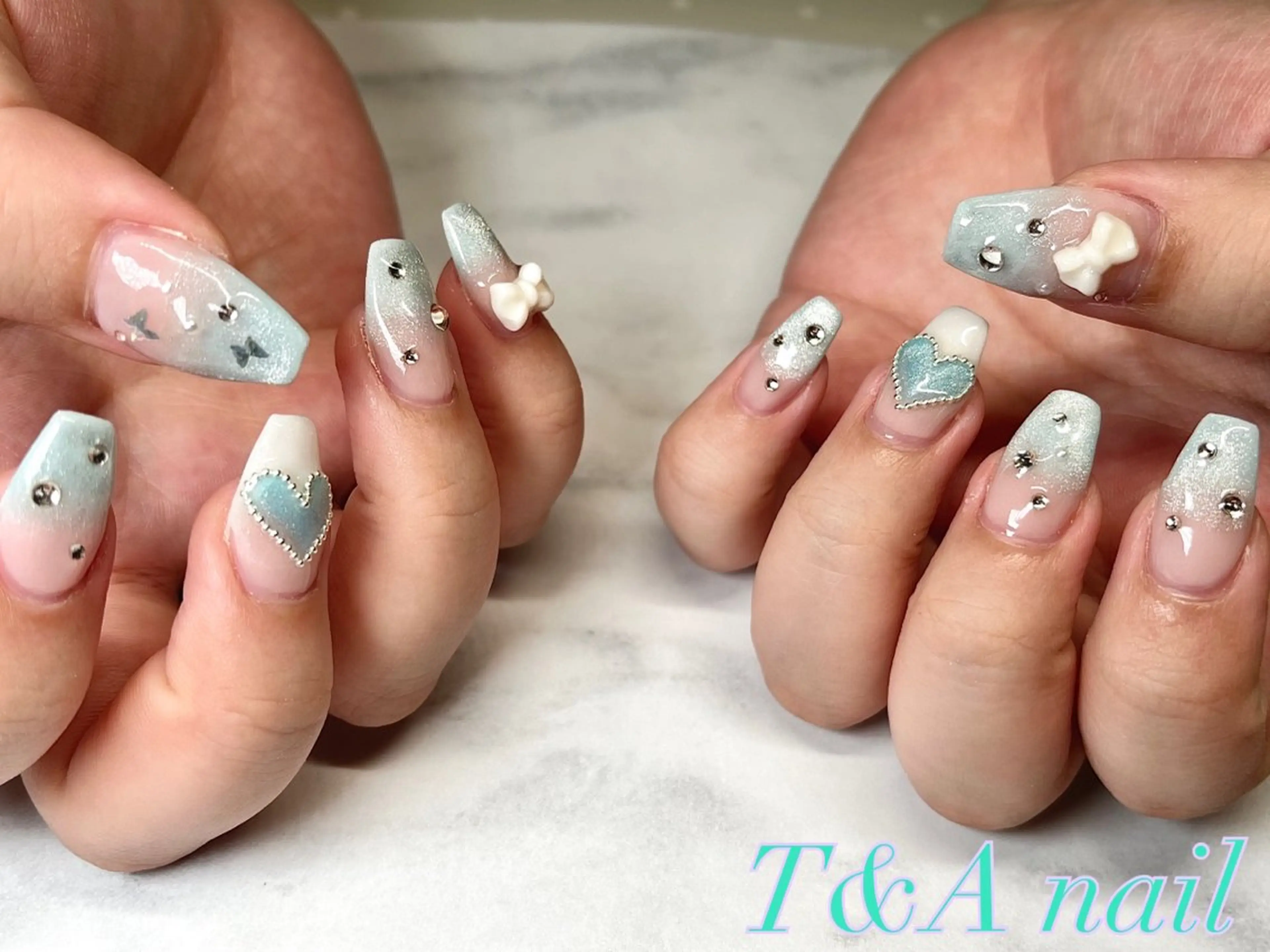 ネイル 長さ出し ジェルネイル グラデーション ニュアンスネイル スカルプネイル ハンドネイル T&A nailのネイルデザイン