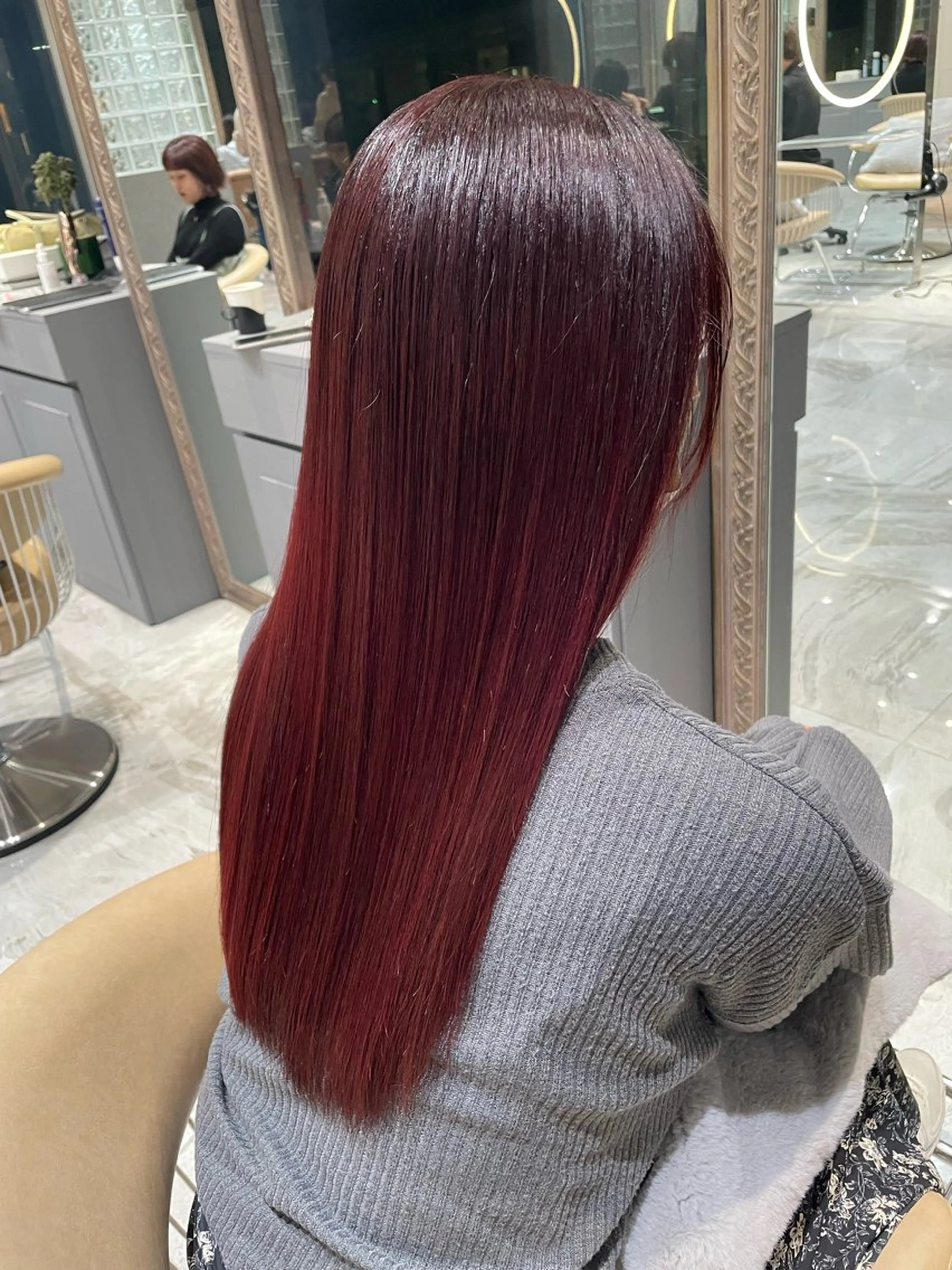 ロング カラー Lond jeloud （ロンドジュルード）所属・にちか/暖色カラー /透明感カラーのヘアスタイル