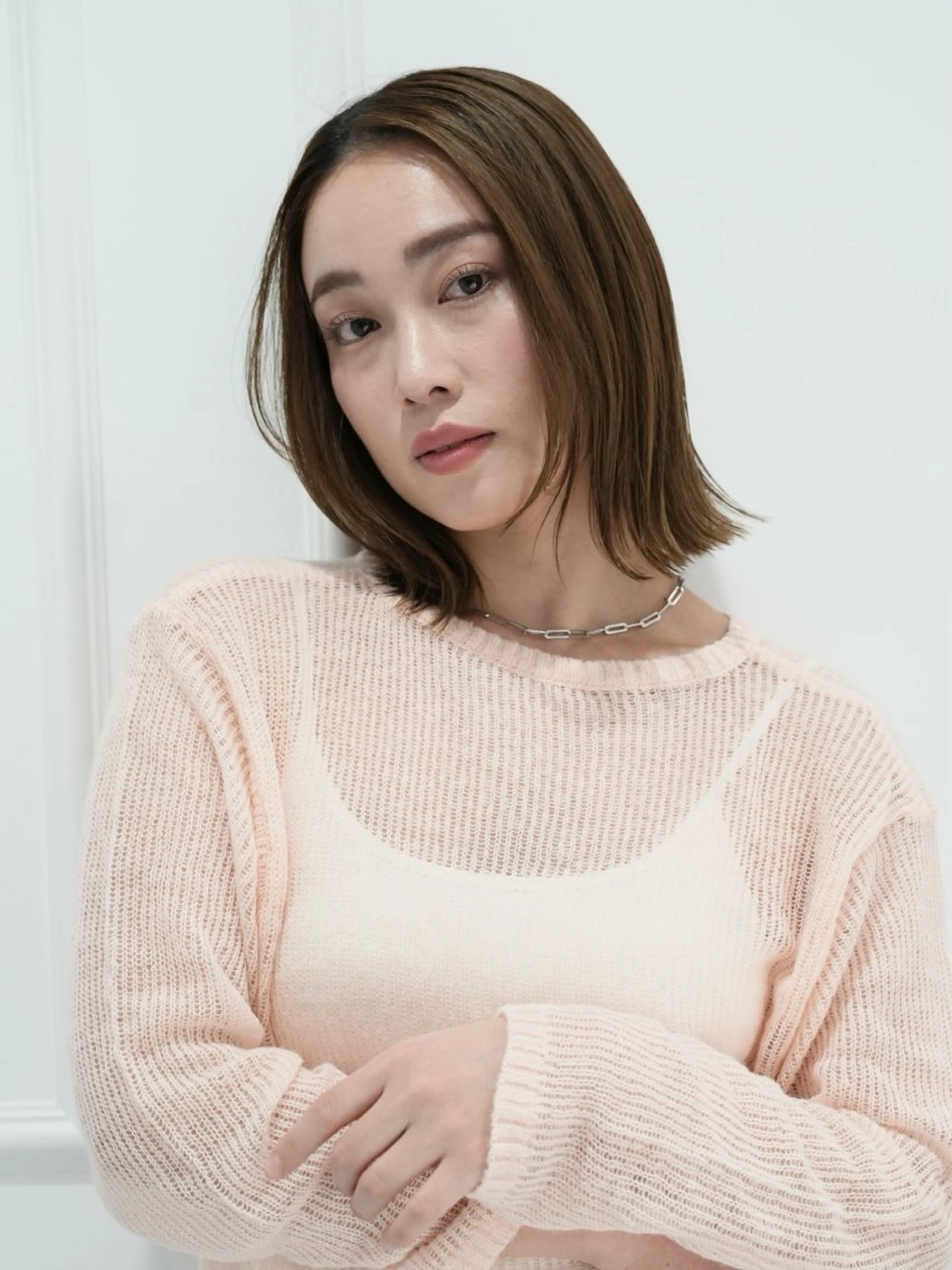 ミディアム 切りっぱなしボブ ボブ カット ヘアカラー トリートメント 高木 麻知子のヘアスタイル