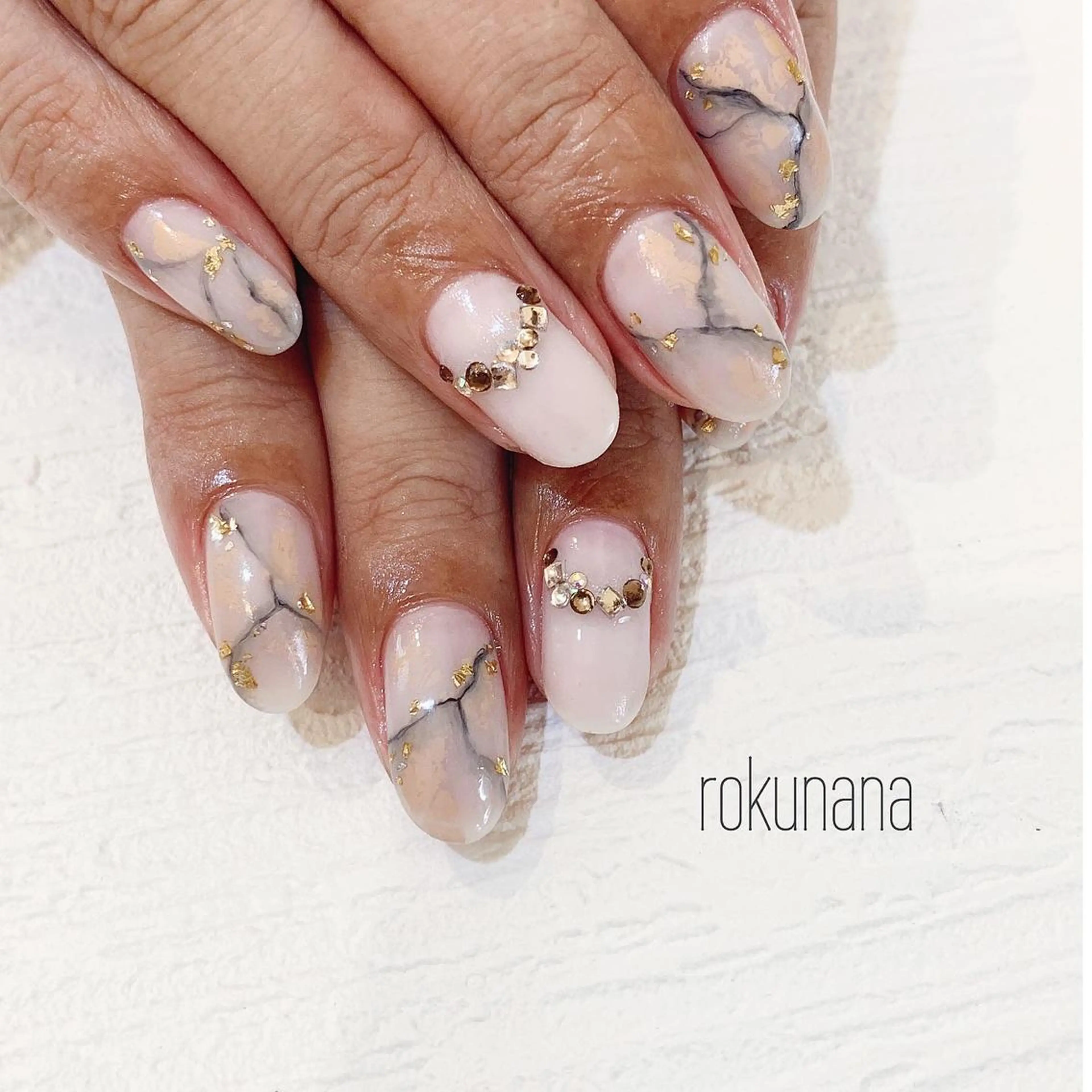 ネイル rokunana 佐野のネイルデザイン