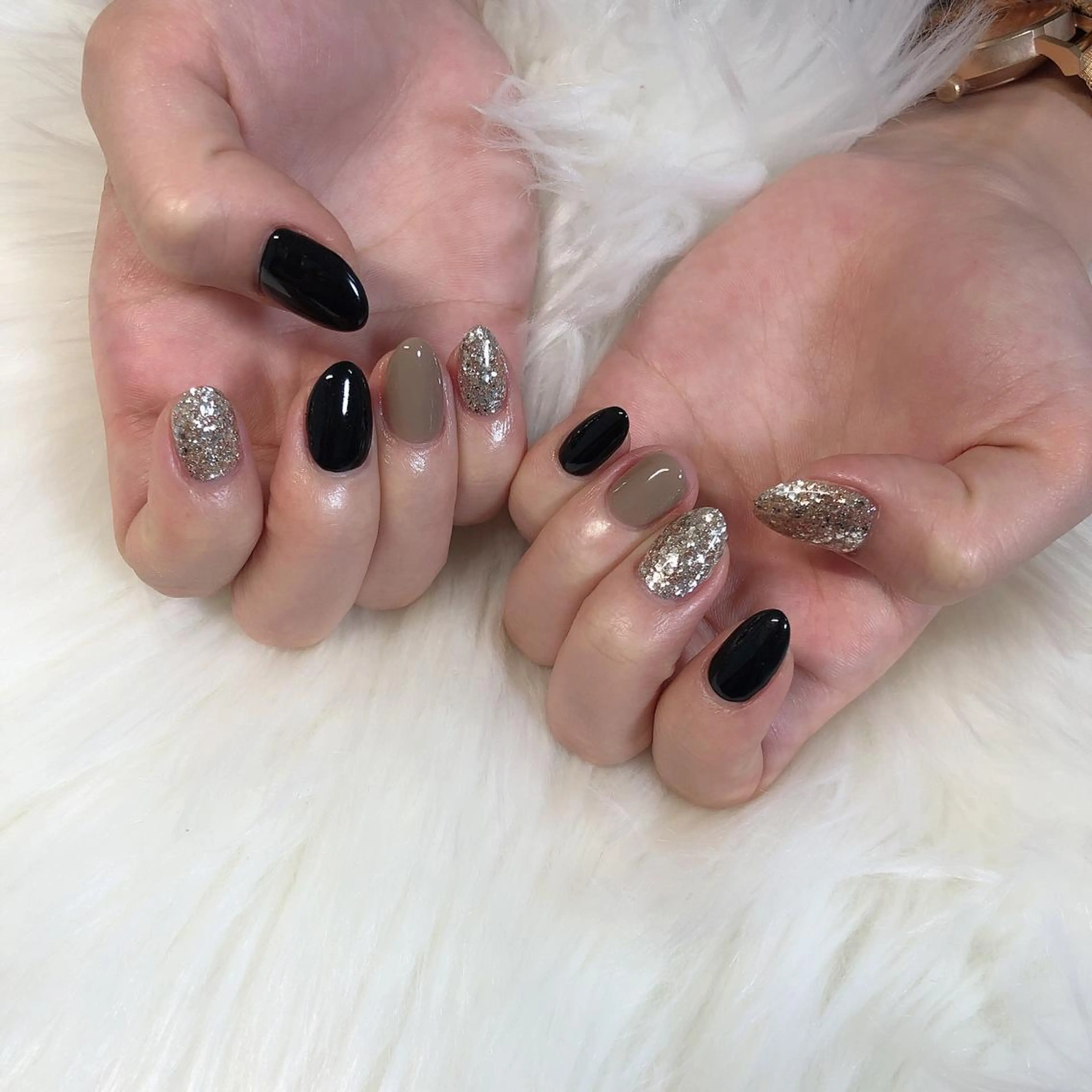 ネイル ハンドネイル 西岡 杏のネイルデザイン