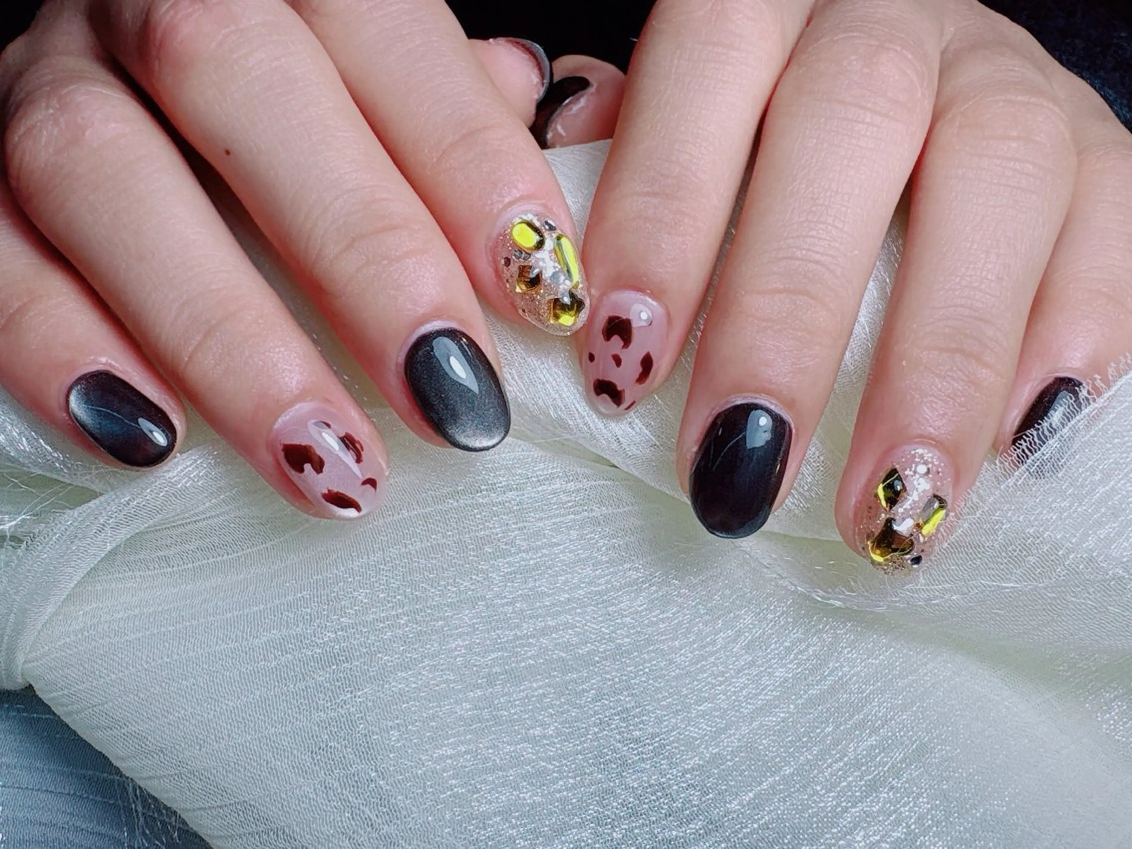 ネイル ハンドネイル Yuxi Beauty salon 【ユーシィー ビューティ サロン】所属・ユーシーネイルサロン 池田公園店のネイルデザイン