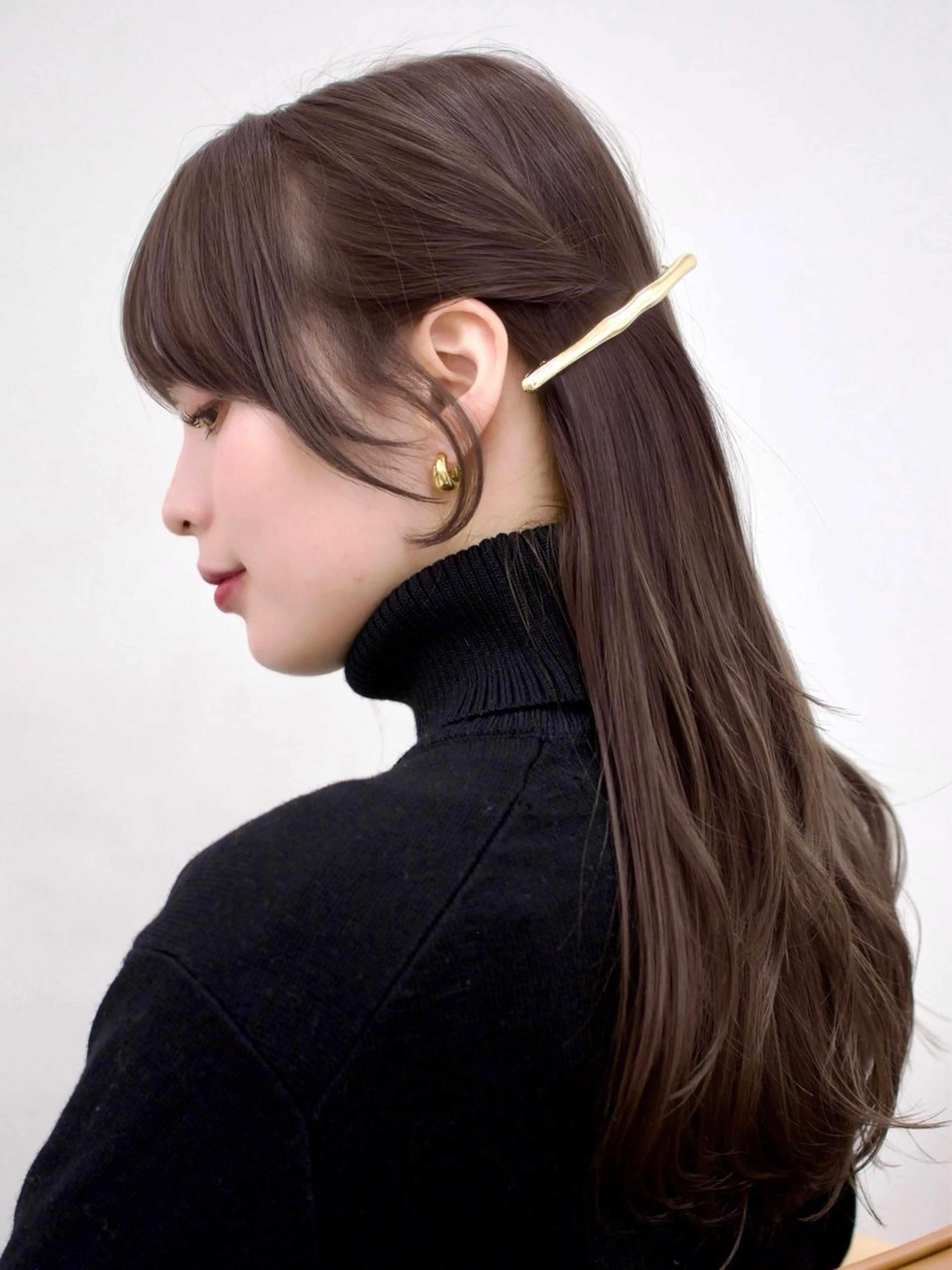 セミロング カラー カット ヘアカラー トリートメント 越後 遥/ 透明感カラー🪞🤍のヘアスタイル