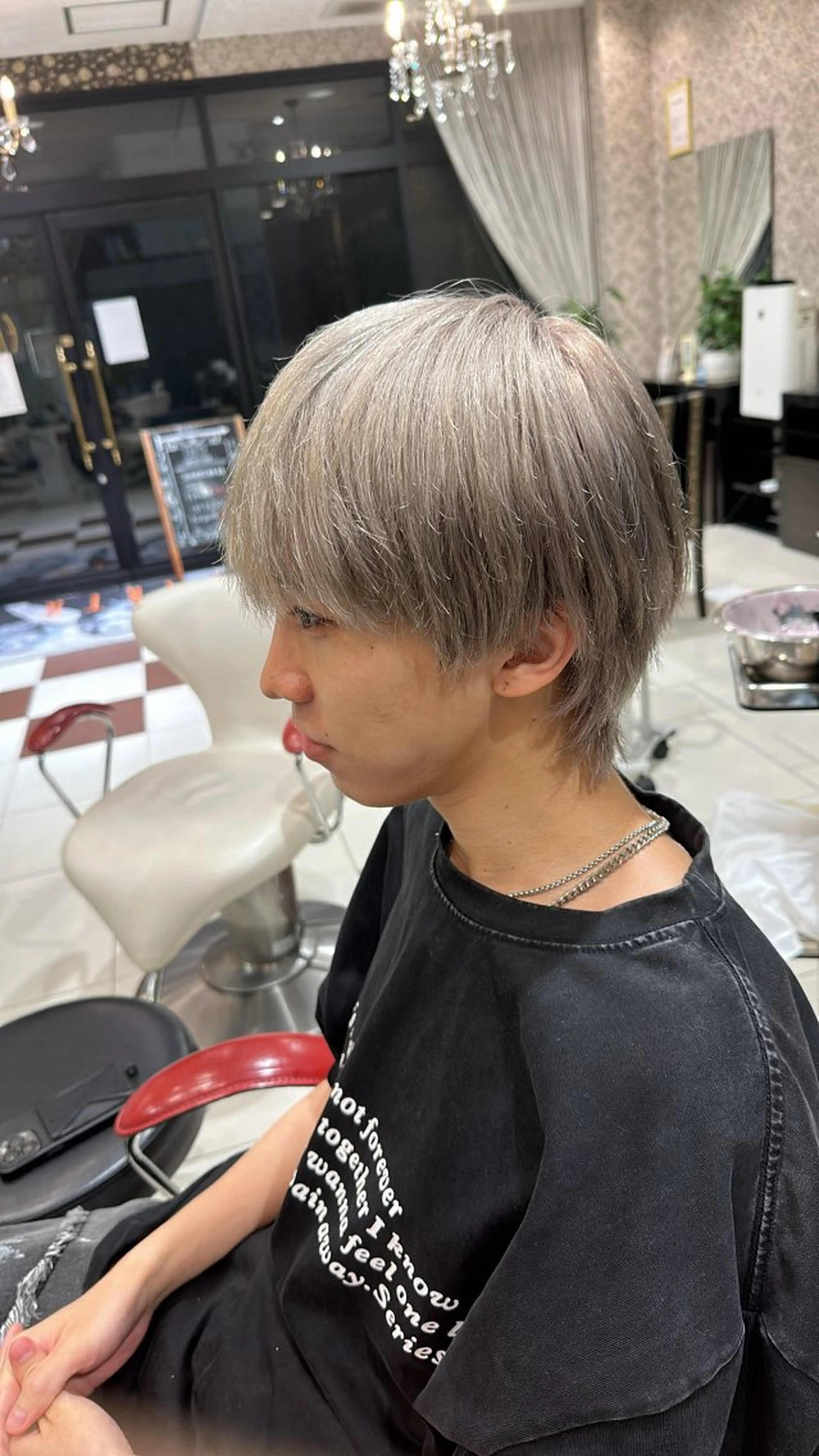 メンズ メンズブリーチ 近藤 駿のヘアスタイル