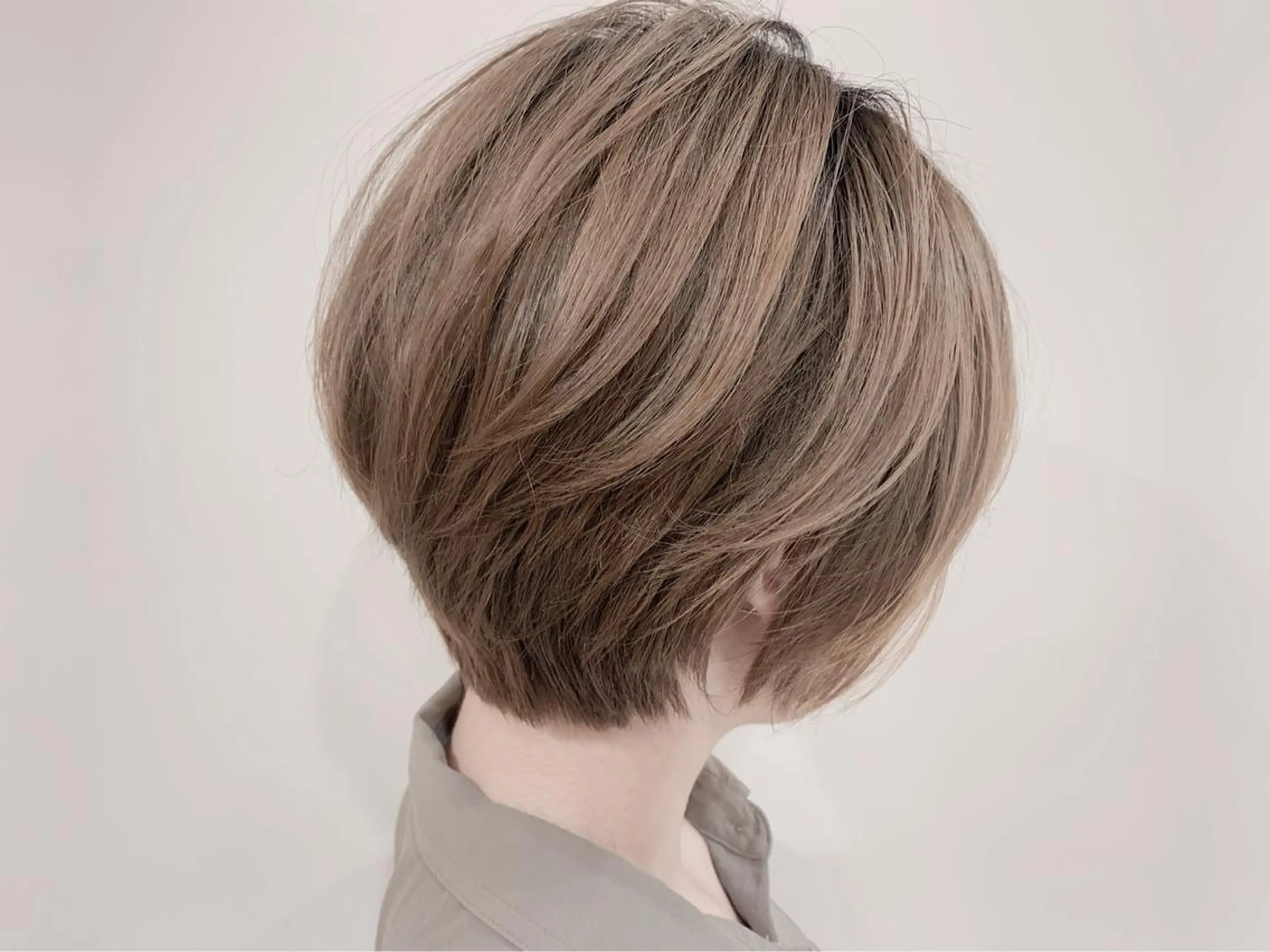 イルミナカラー＋スタンダードトリートメント☀️の写真