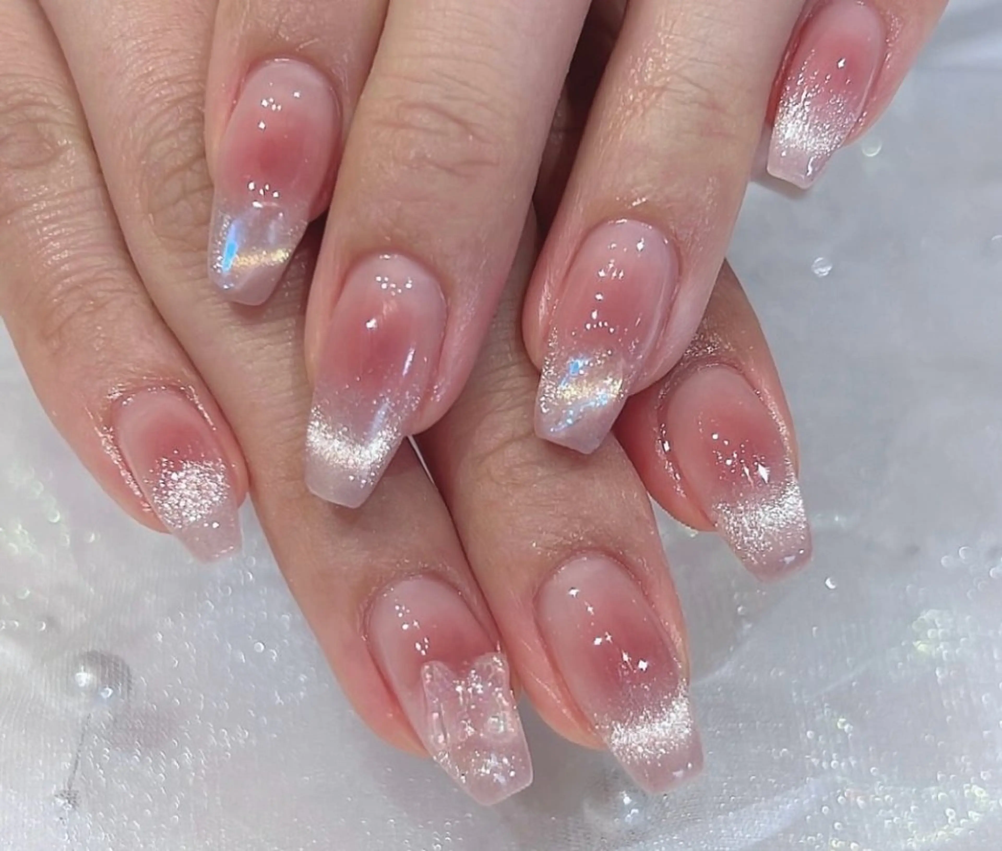 ネイル チークネイル マグネットネイル 持ち込み ハンドネイル JISOO ANA.CHUOのネイルデザイン