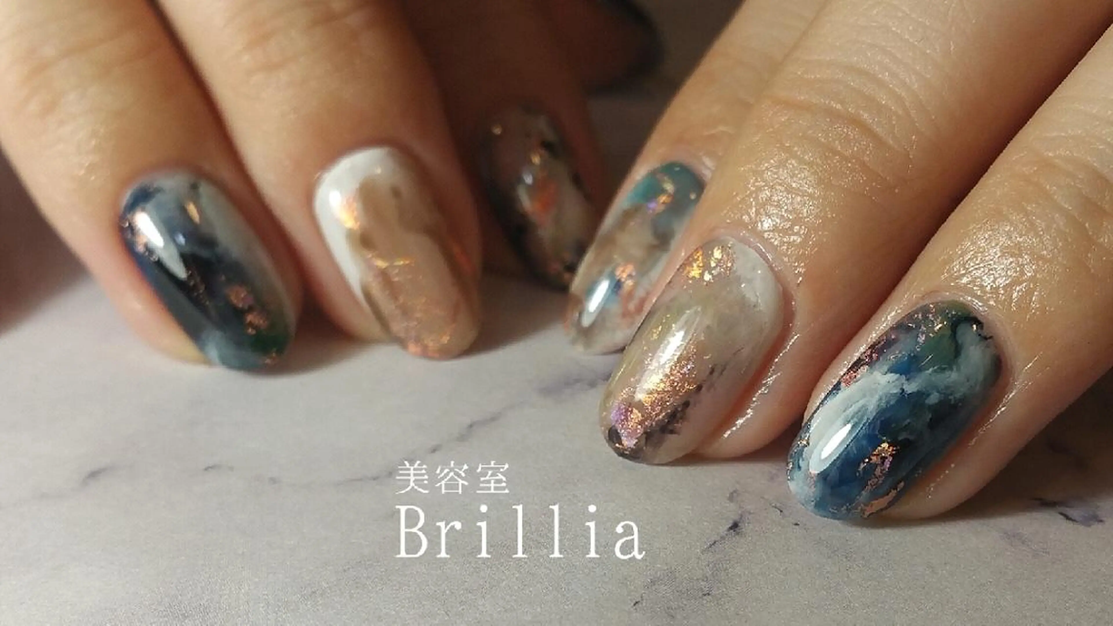 ネイル ハンドネイル 柴田 彩のネイルデザイン